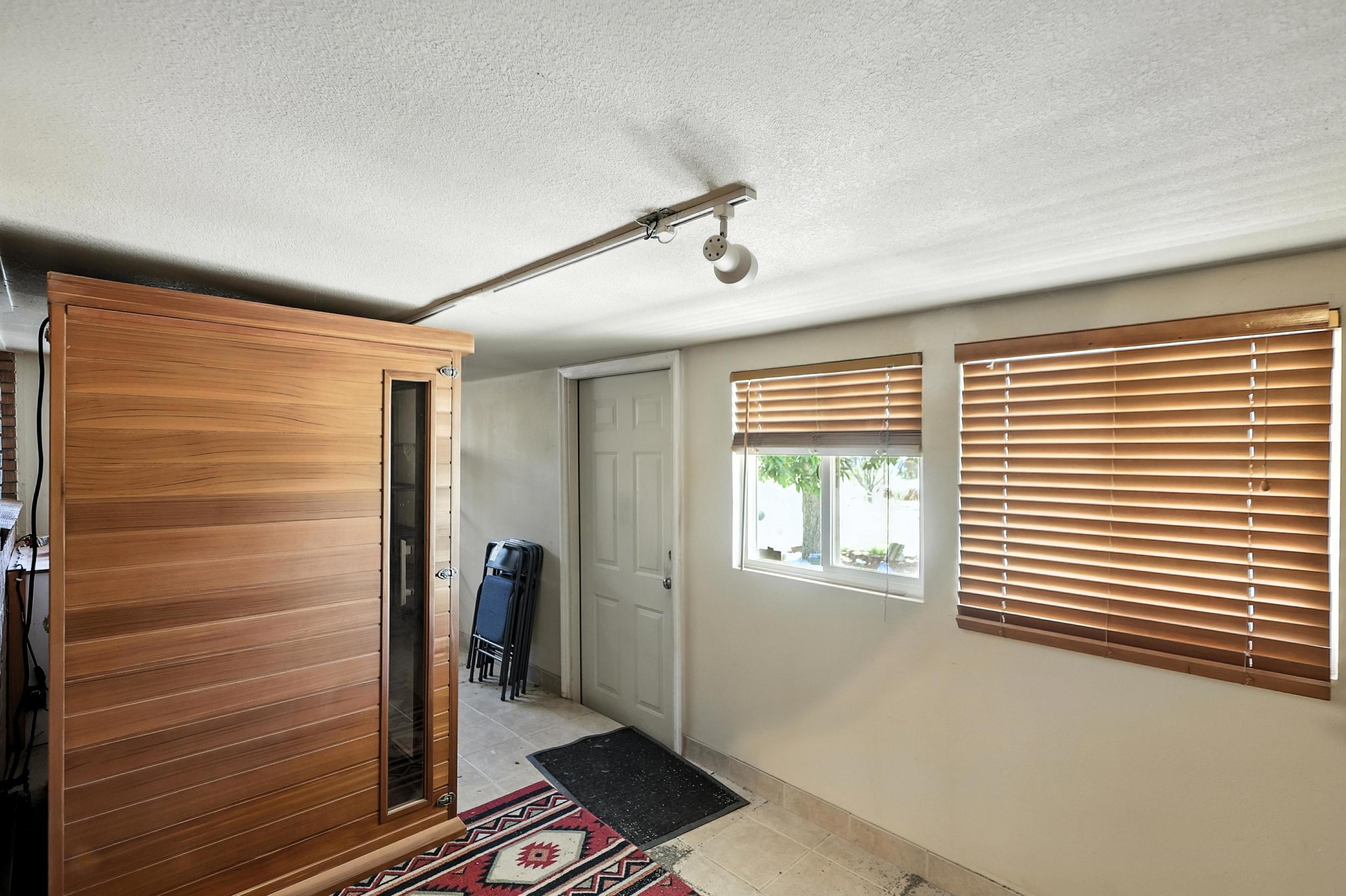 101 LARGO Place