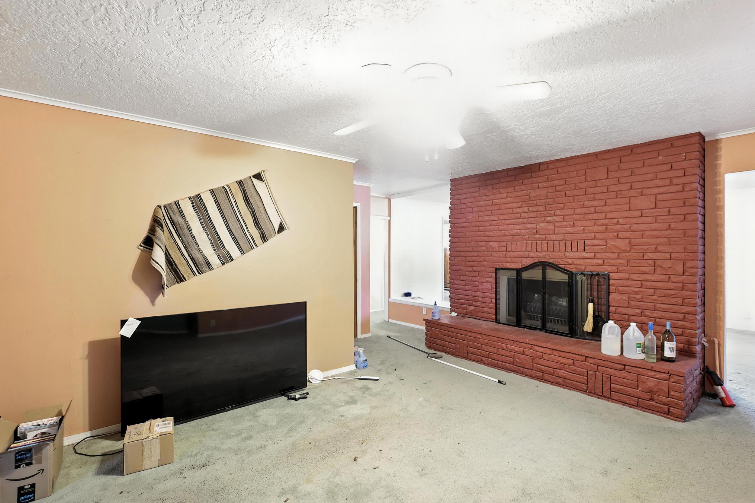 101 LARGO Place