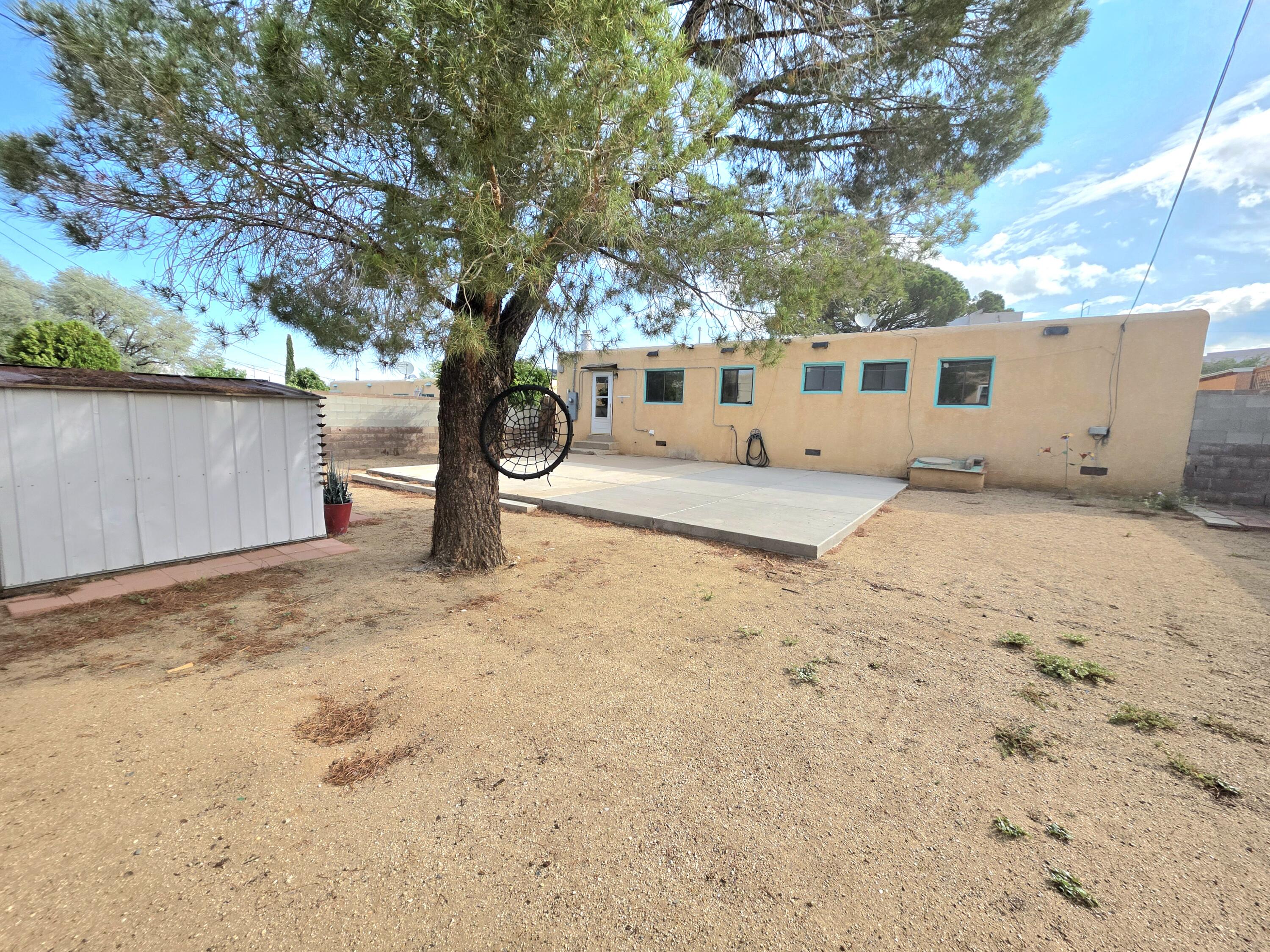 6208 ZIMMERMAN Avenue NE