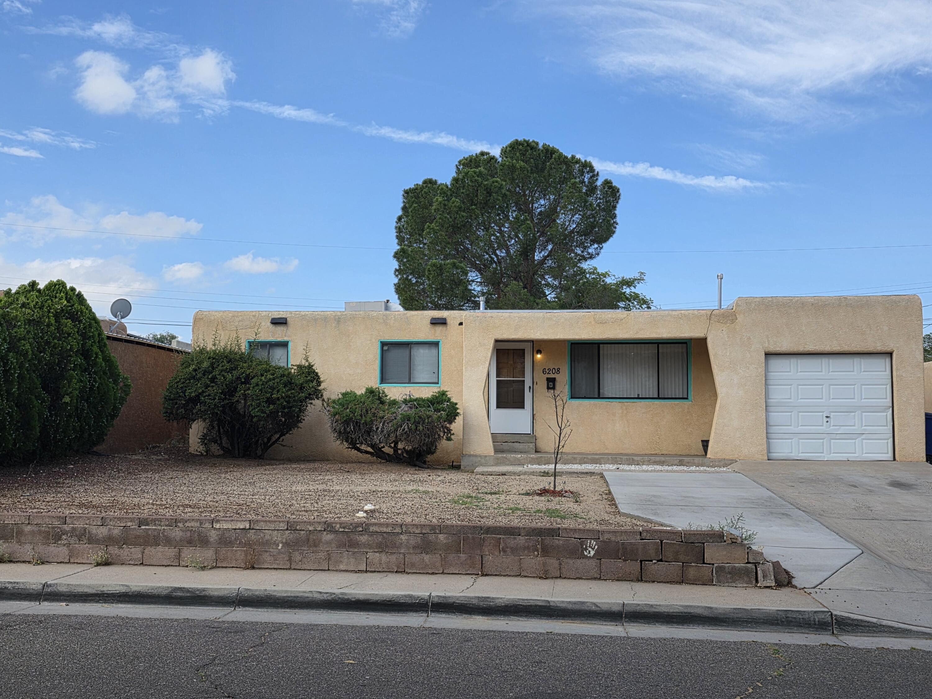 6208 ZIMMERMAN Avenue NE