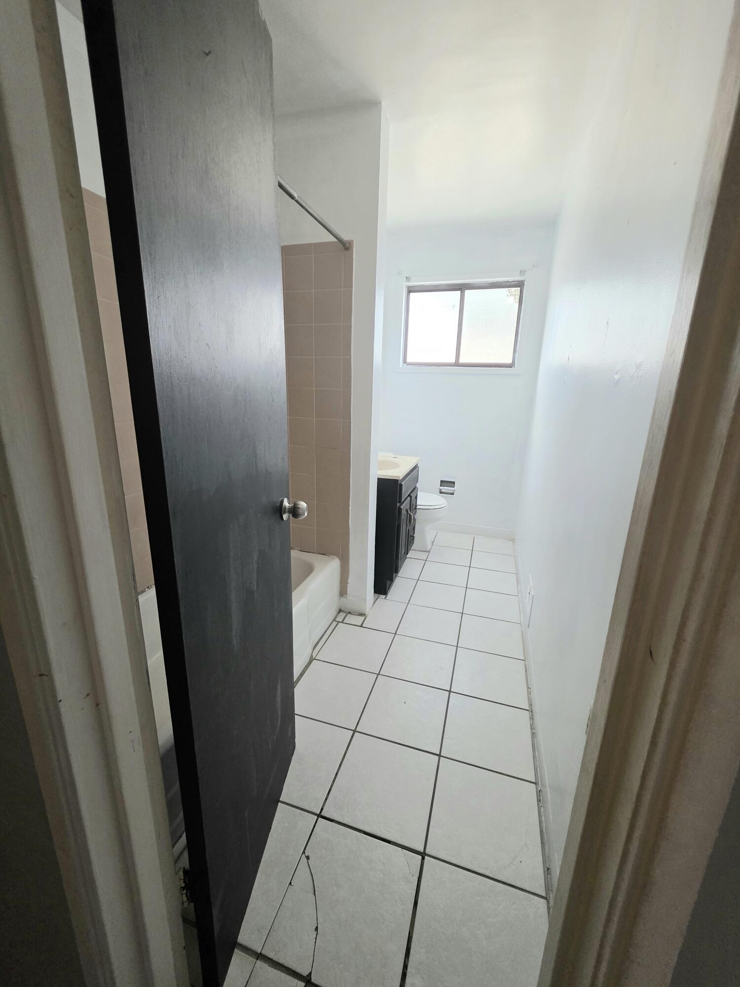 6208 ZIMMERMAN Avenue NE