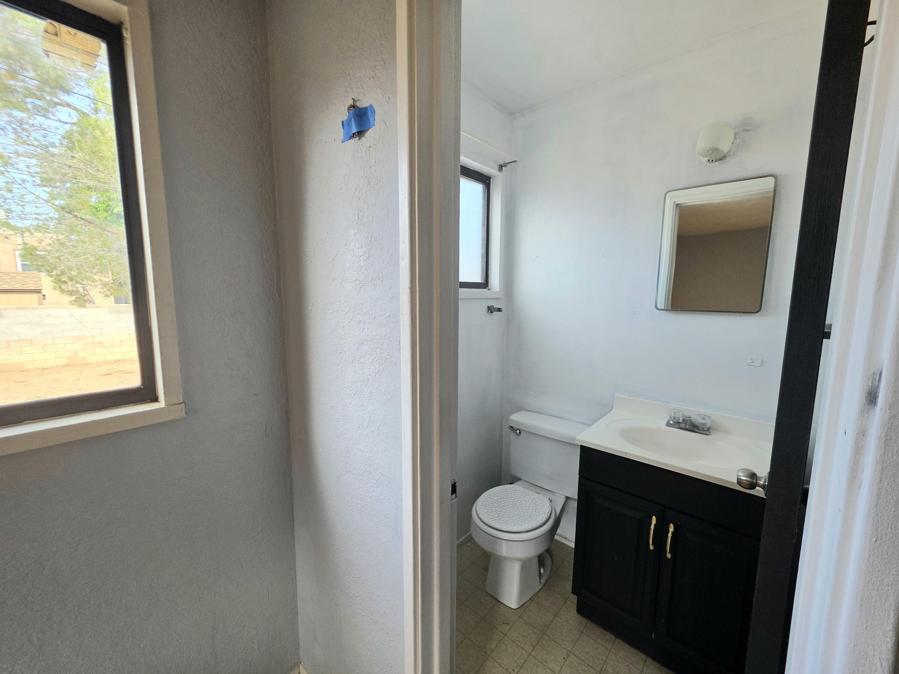 6208 ZIMMERMAN Avenue NE