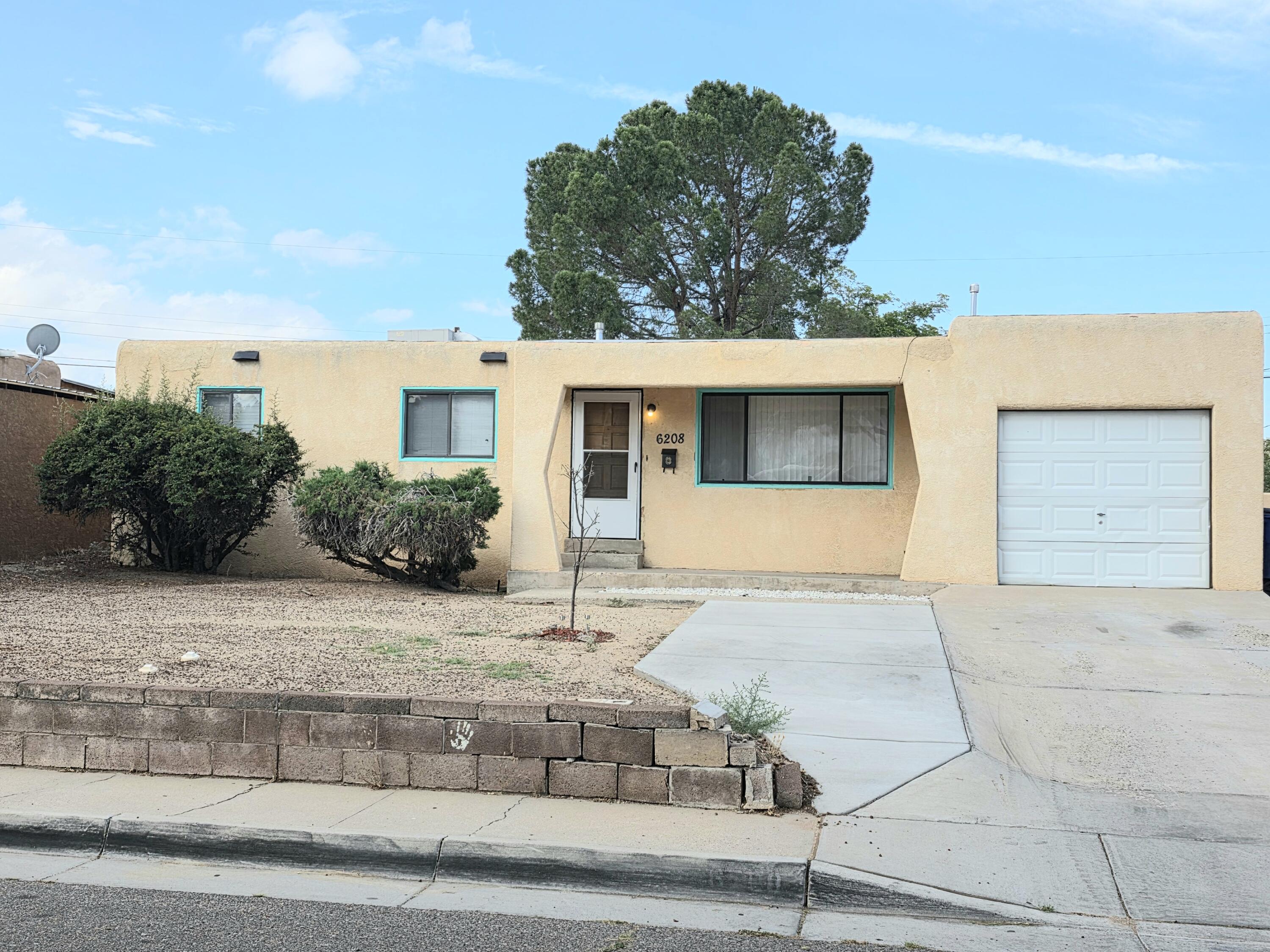 6208 ZIMMERMAN Avenue NE