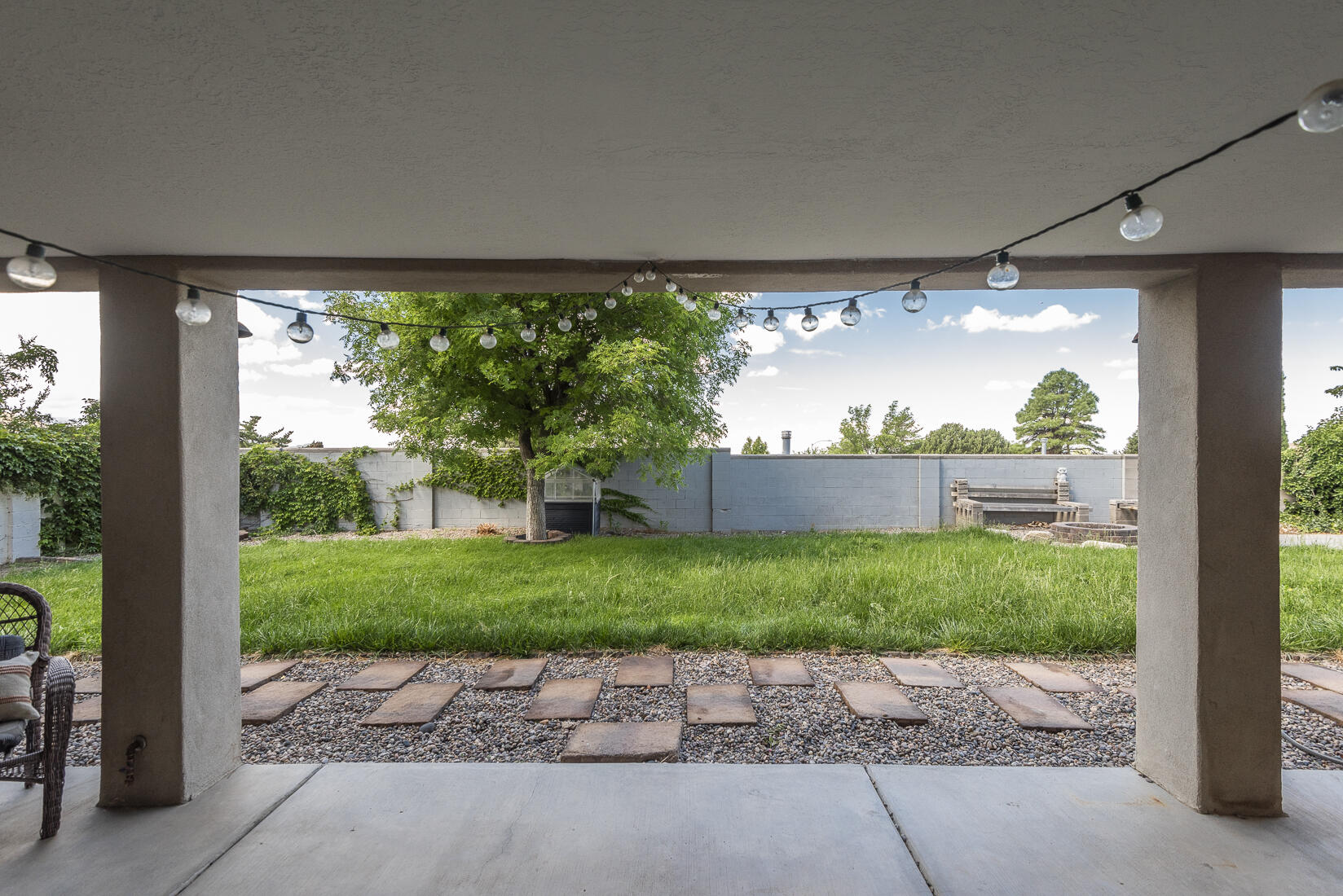 4013 Camino De La Sierra NE
