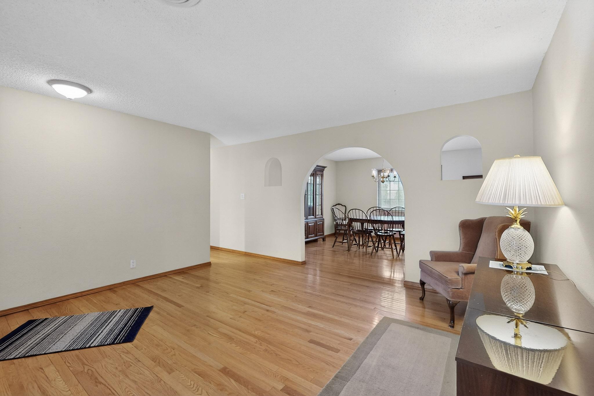 402 CABEZA NEGRA Drive SE