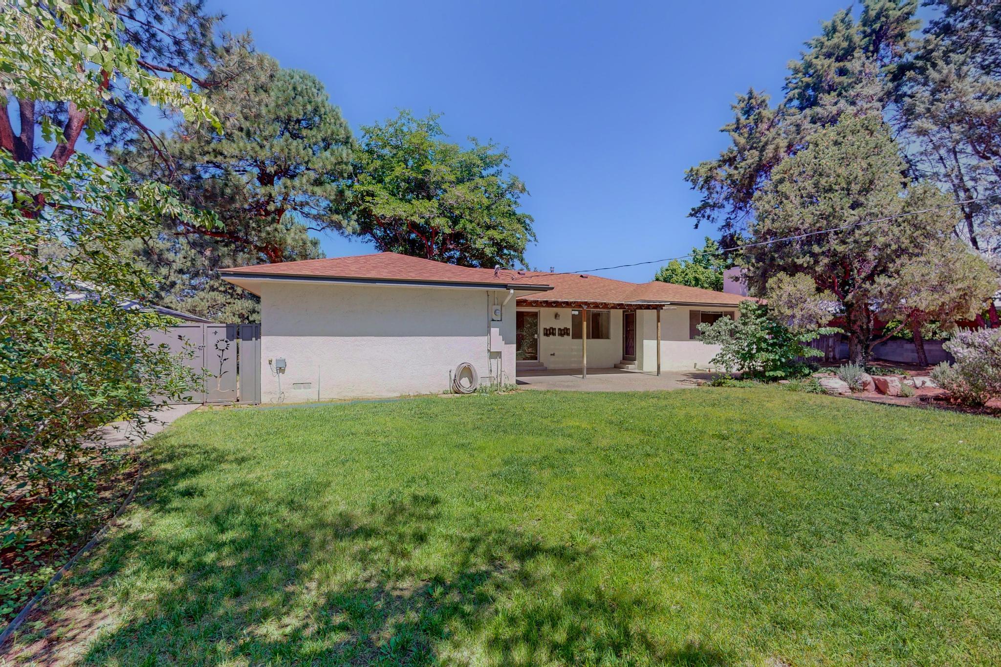 3208 Texas Street NE