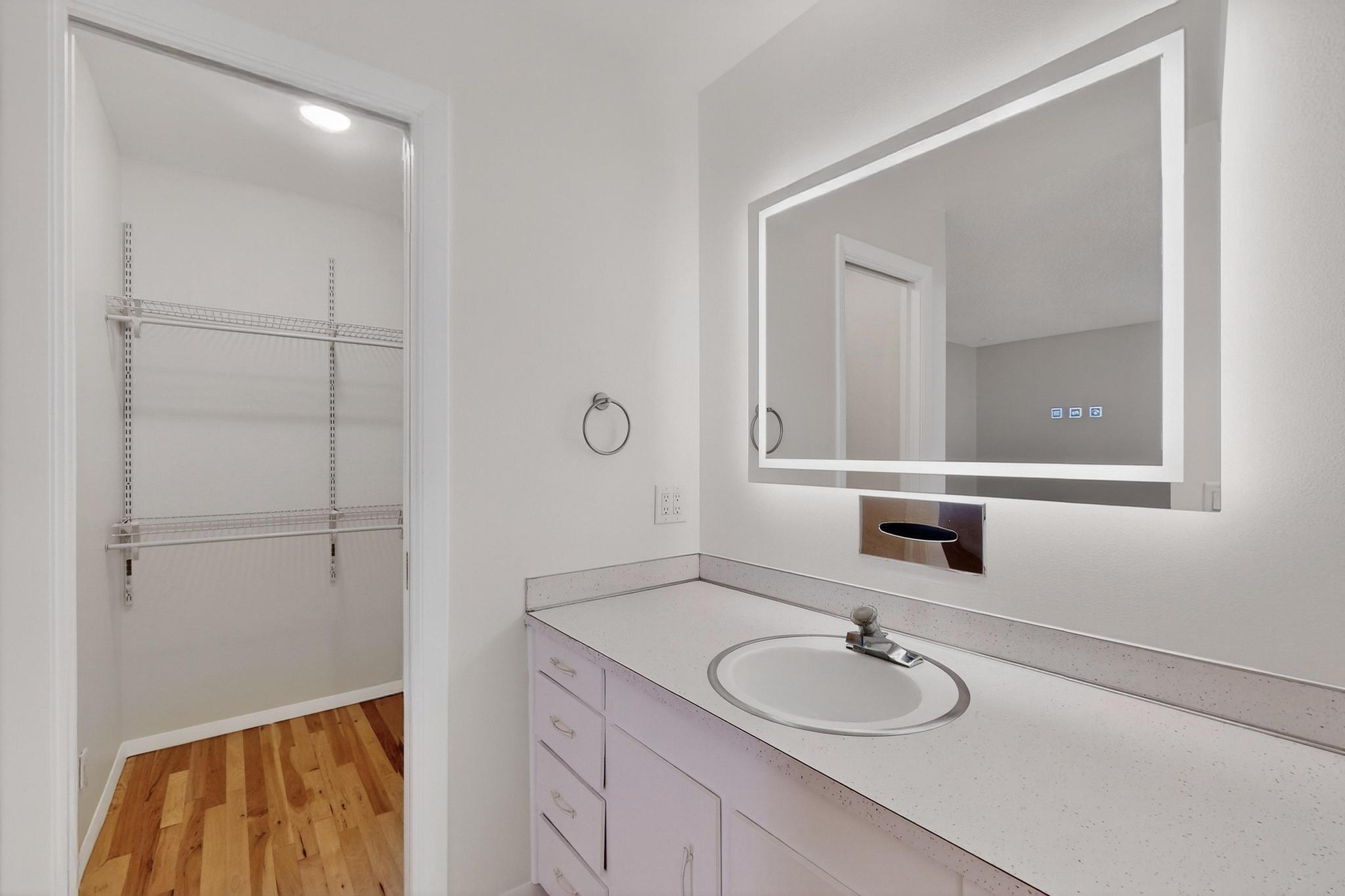 3208 Texas Street NE