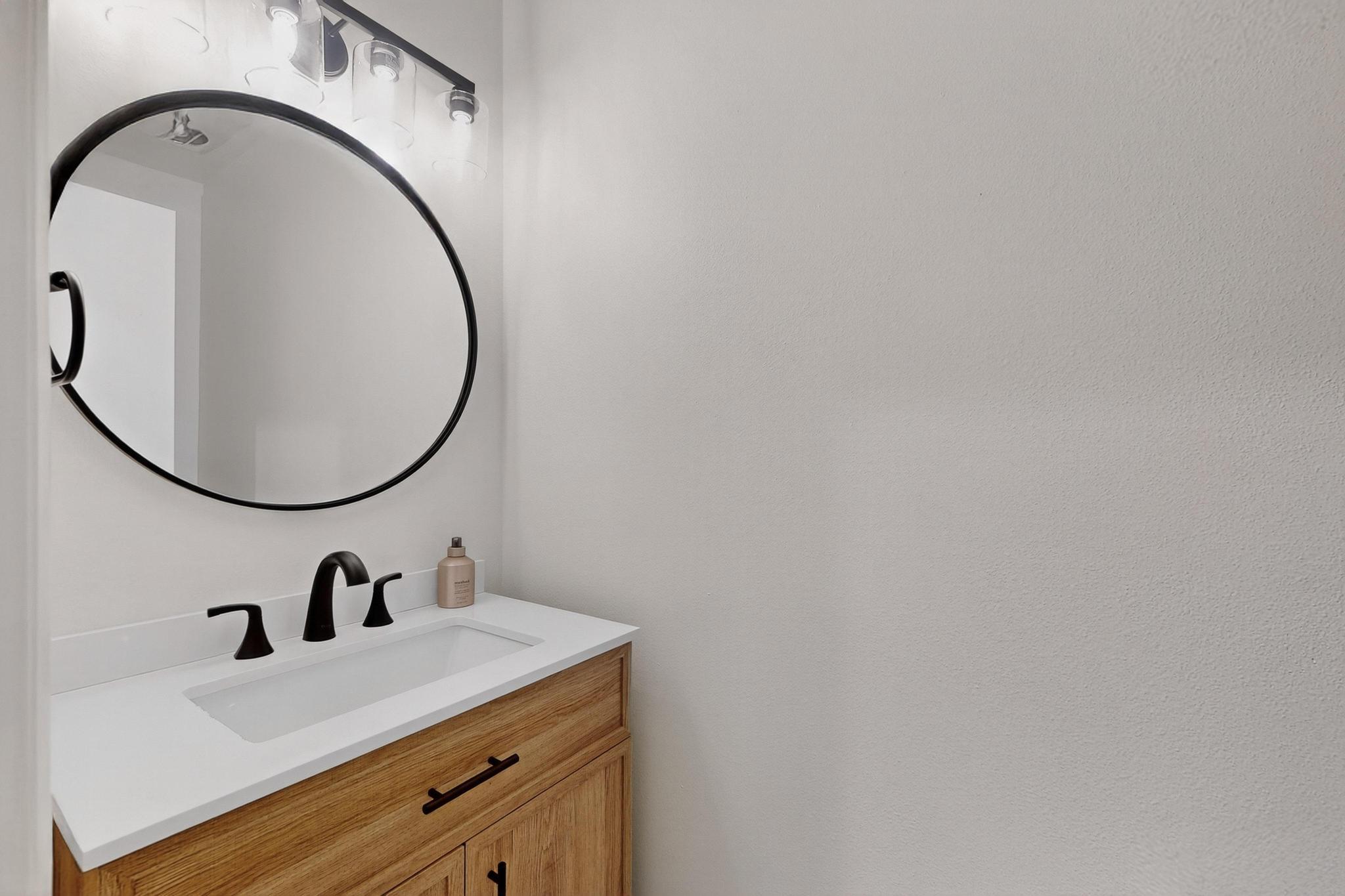 3208 Texas Street NE