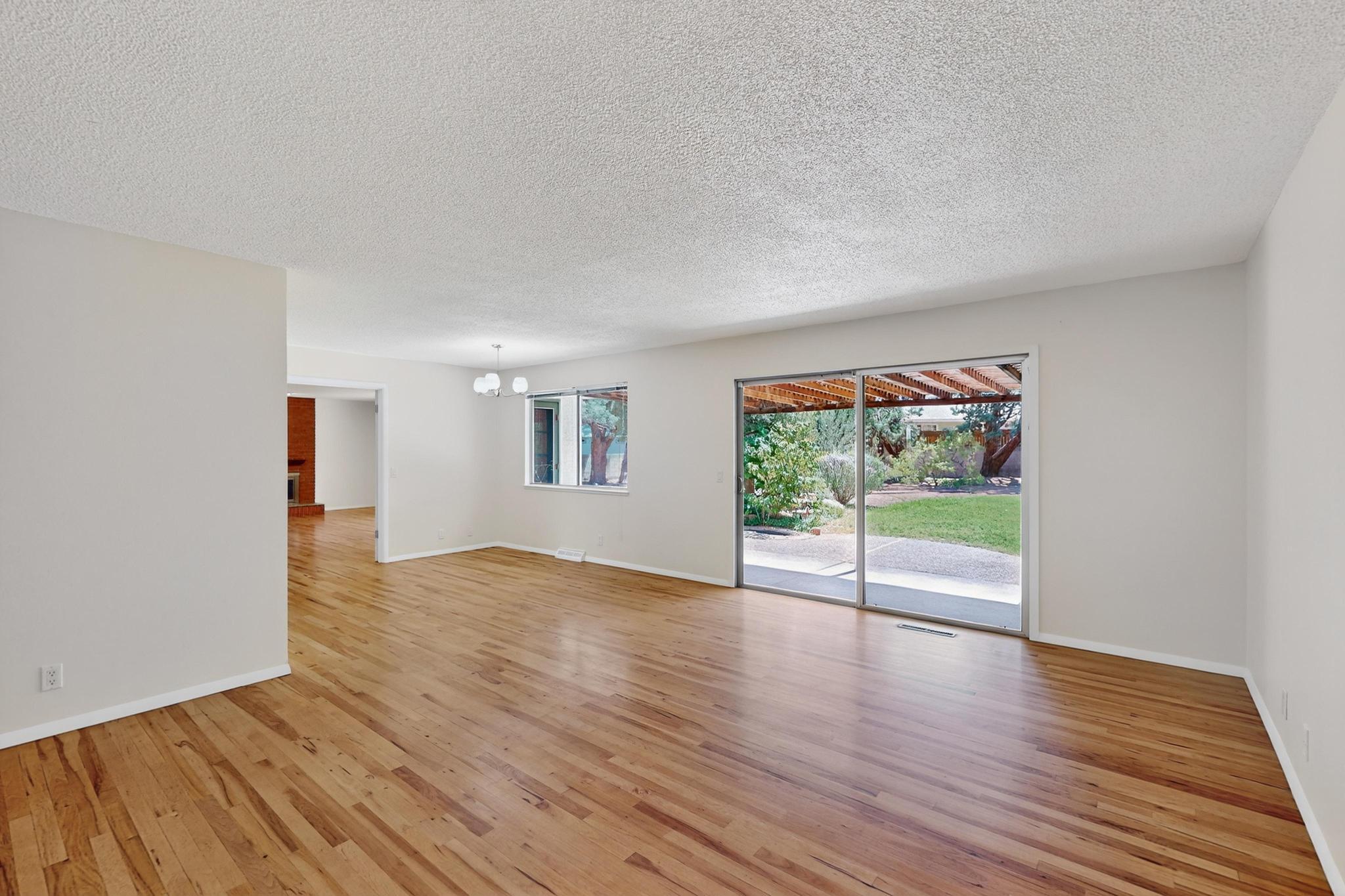 3208 Texas Street NE