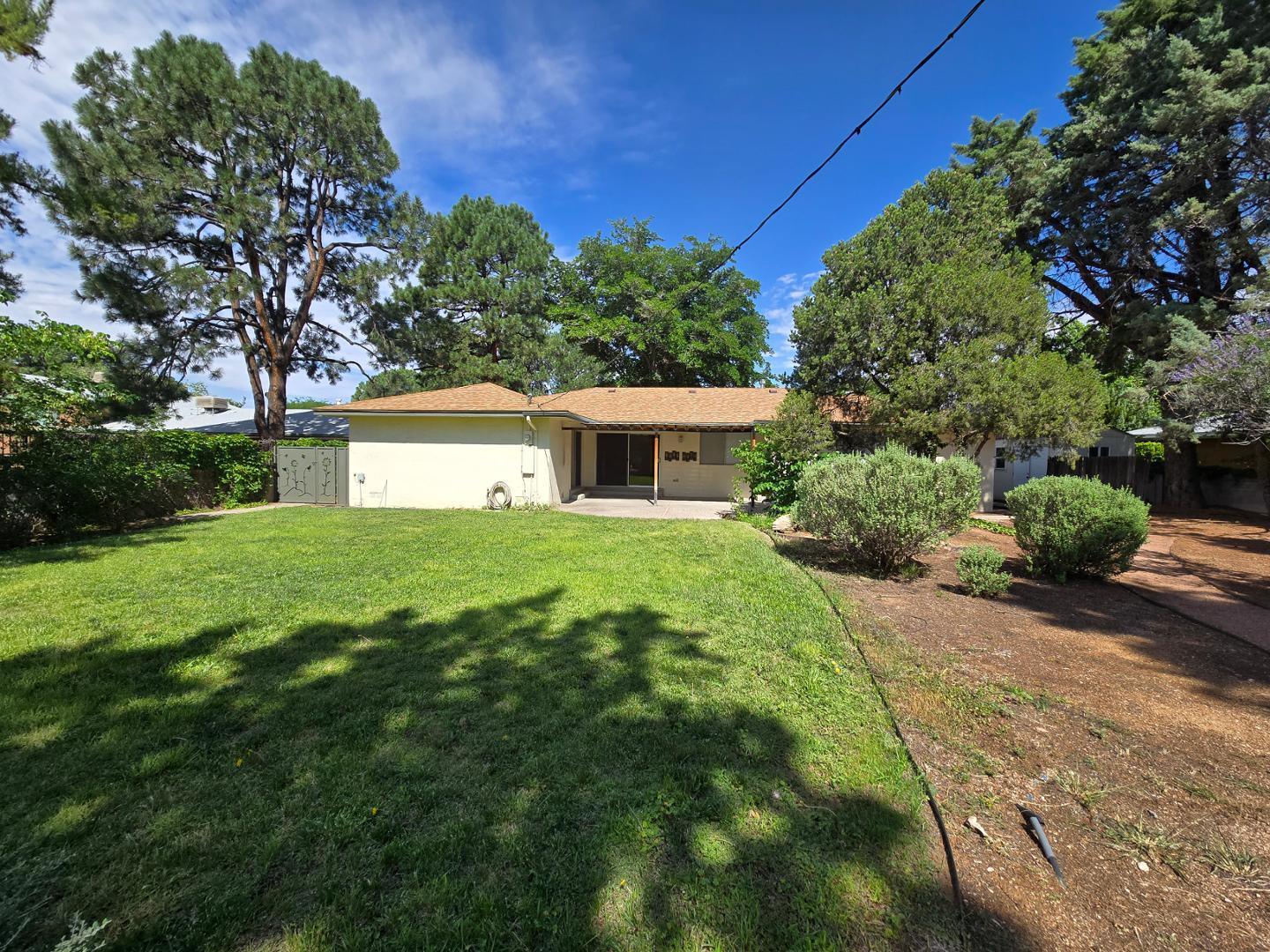 3208 Texas Street NE