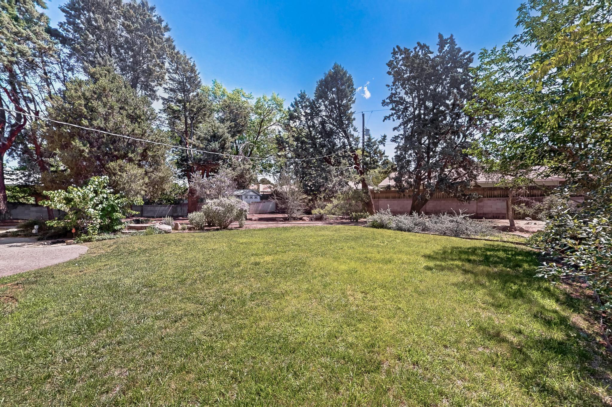 3208 Texas Street NE