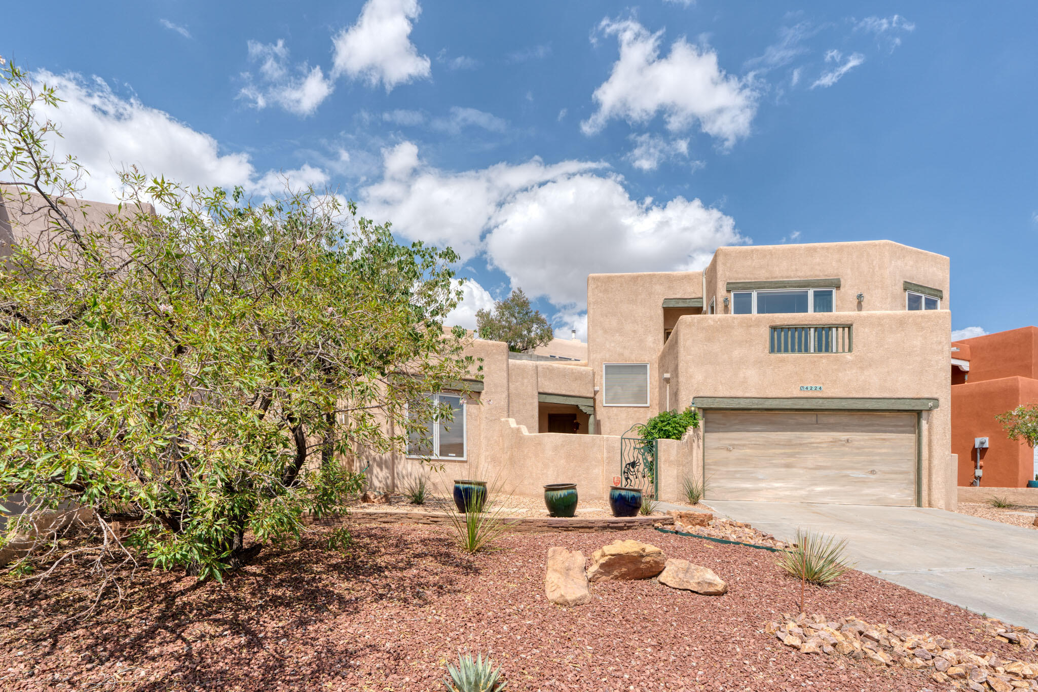 4224 NEW VISTAS Court NW