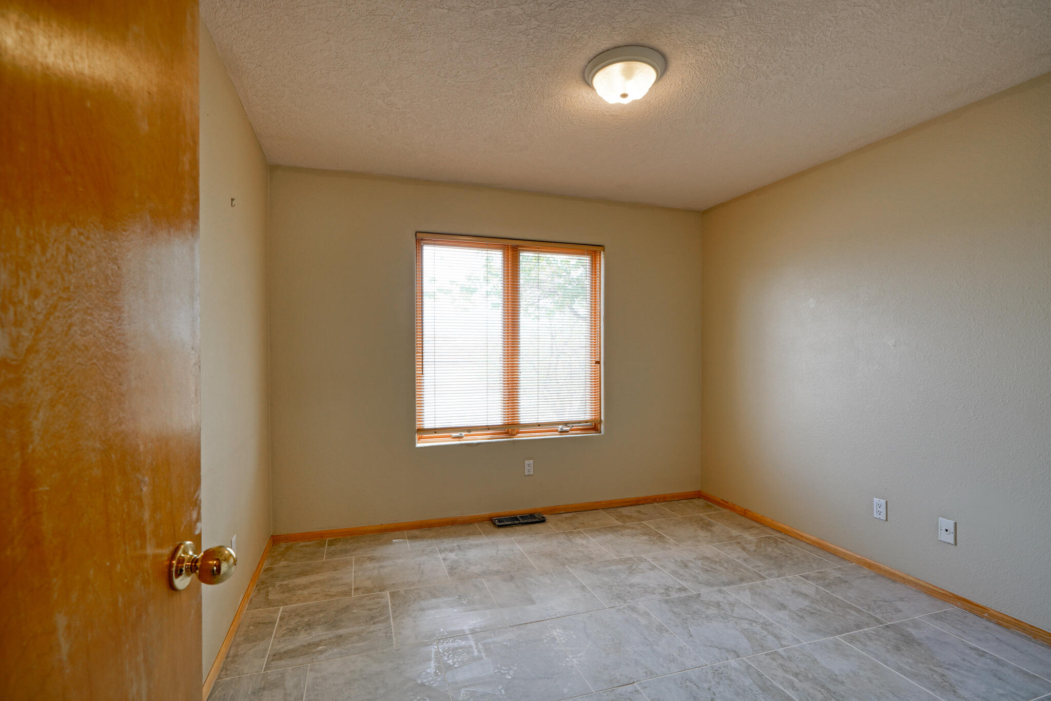 4224 NEW VISTAS Court NW