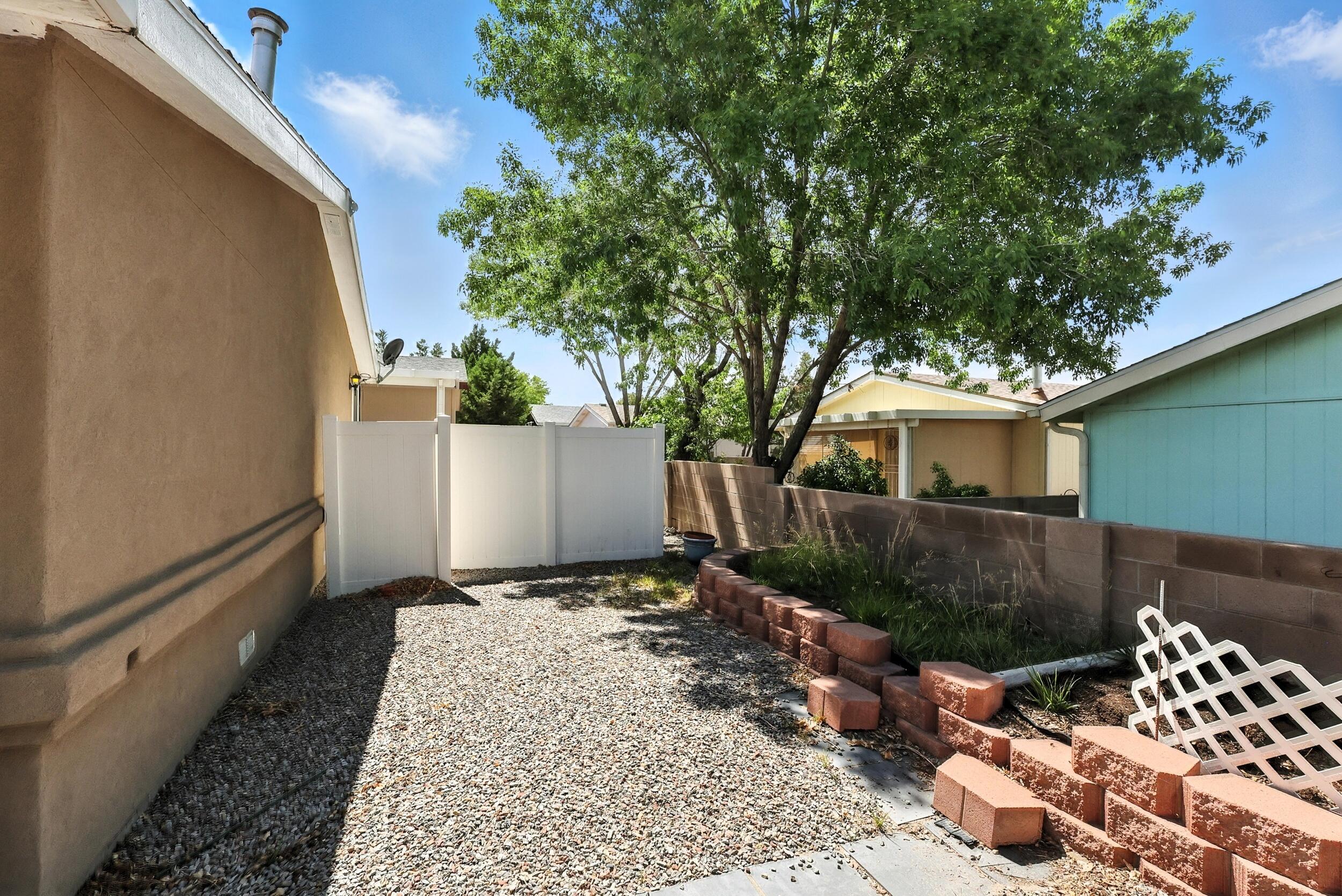 202 SUNRISE BLUFFS Drive
