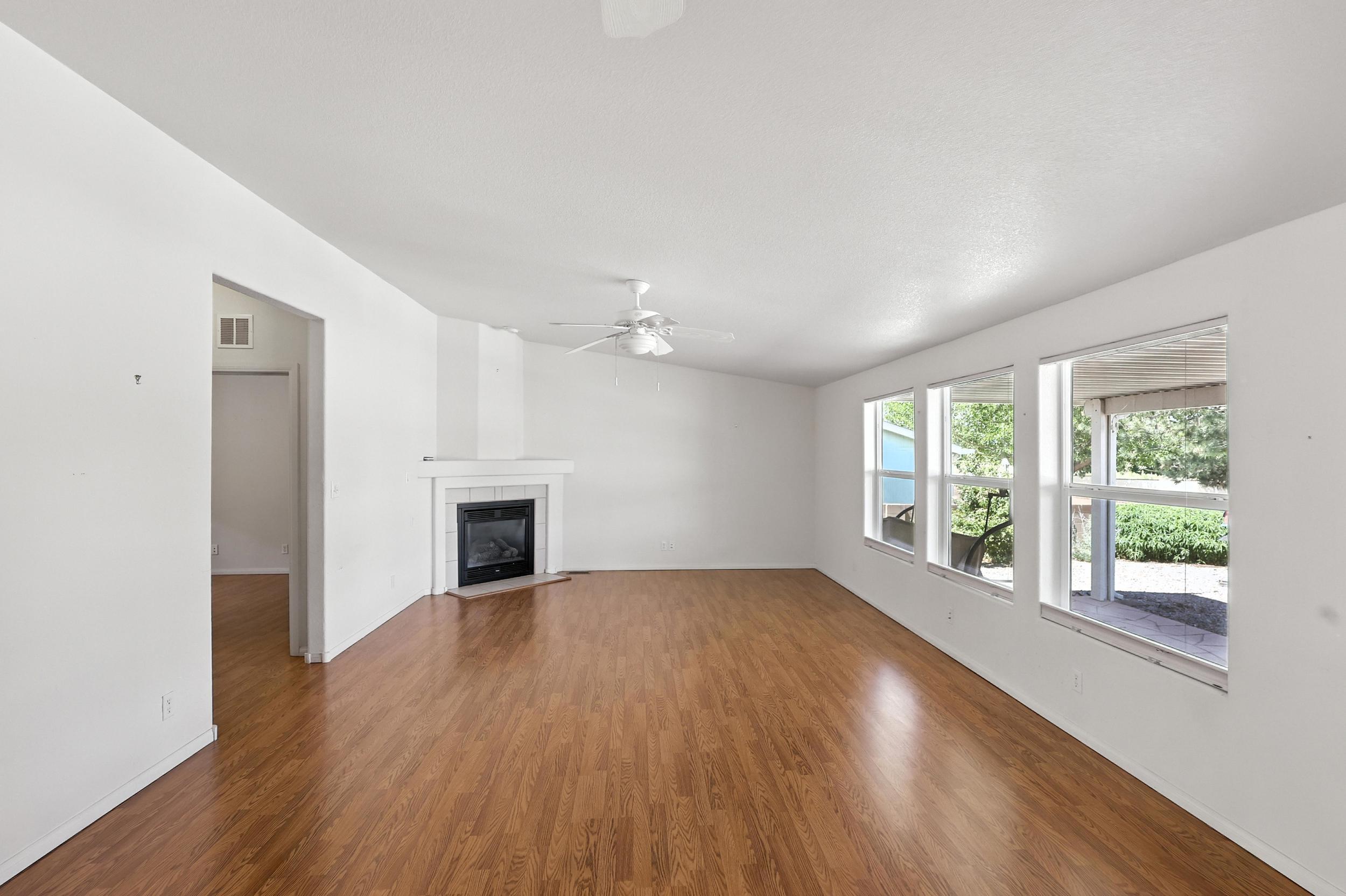 202 SUNRISE BLUFFS Drive