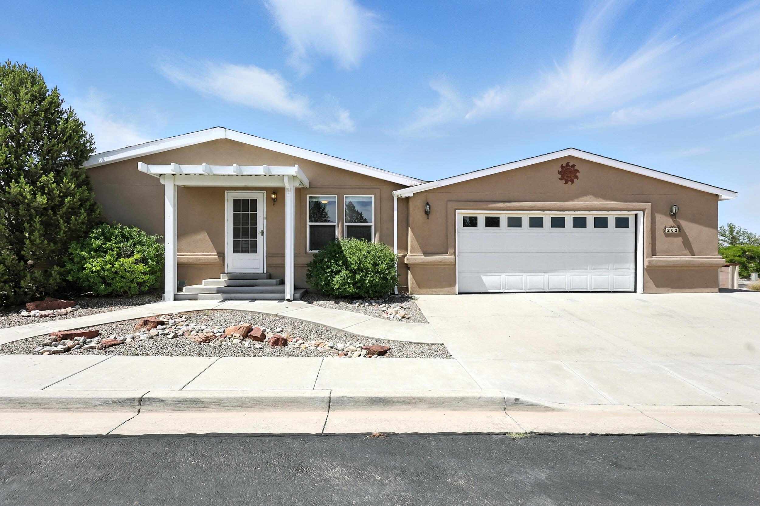 202 SUNRISE BLUFFS Drive