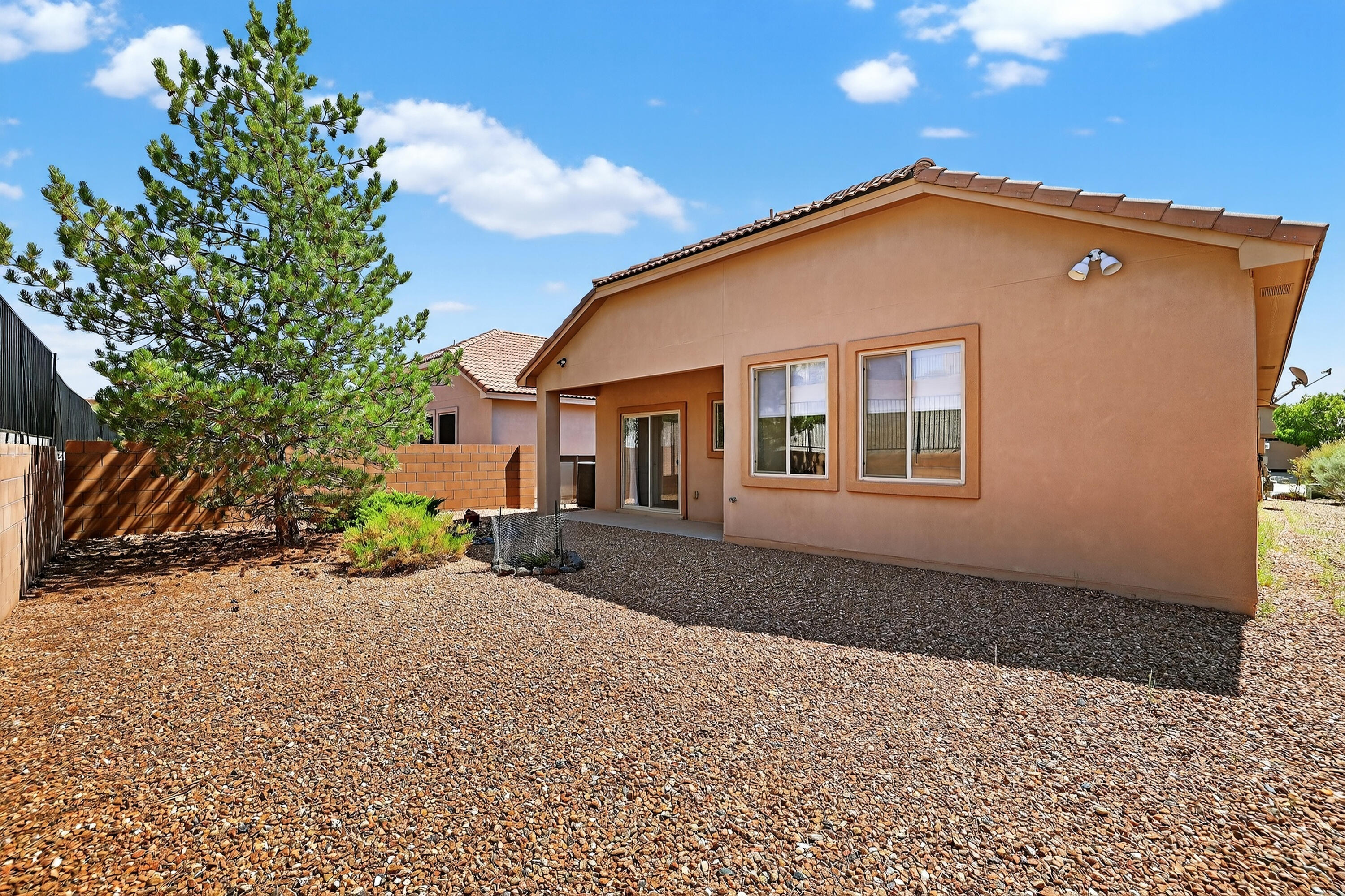 939 Desert Willow Court