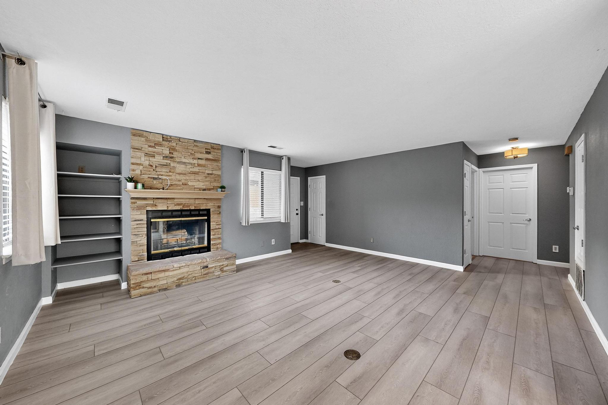 2900 Vista Del Rey NE 7A