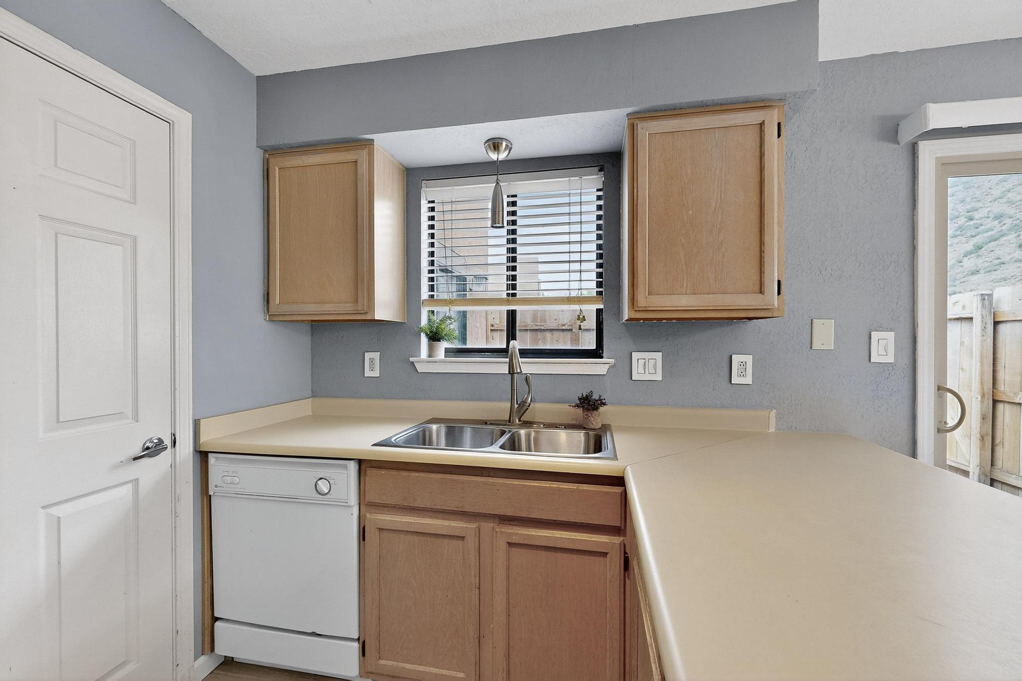 2900 Vista Del Rey NE 7A