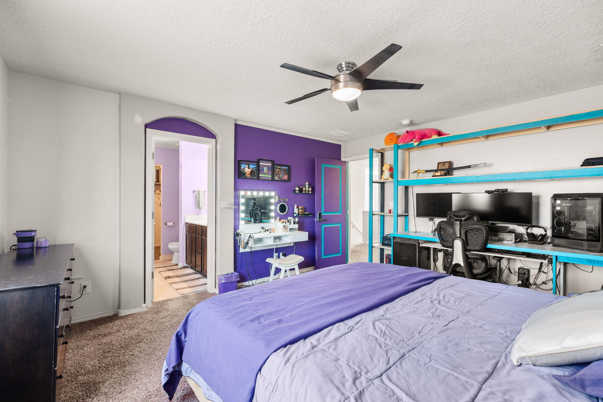 9909 SADDLEHORN Trail SW