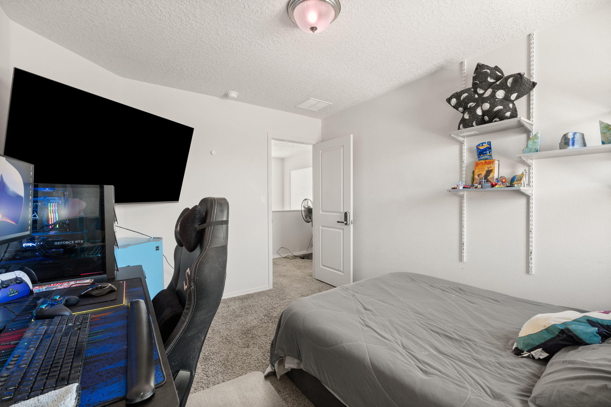 9909 SADDLEHORN Trail SW
