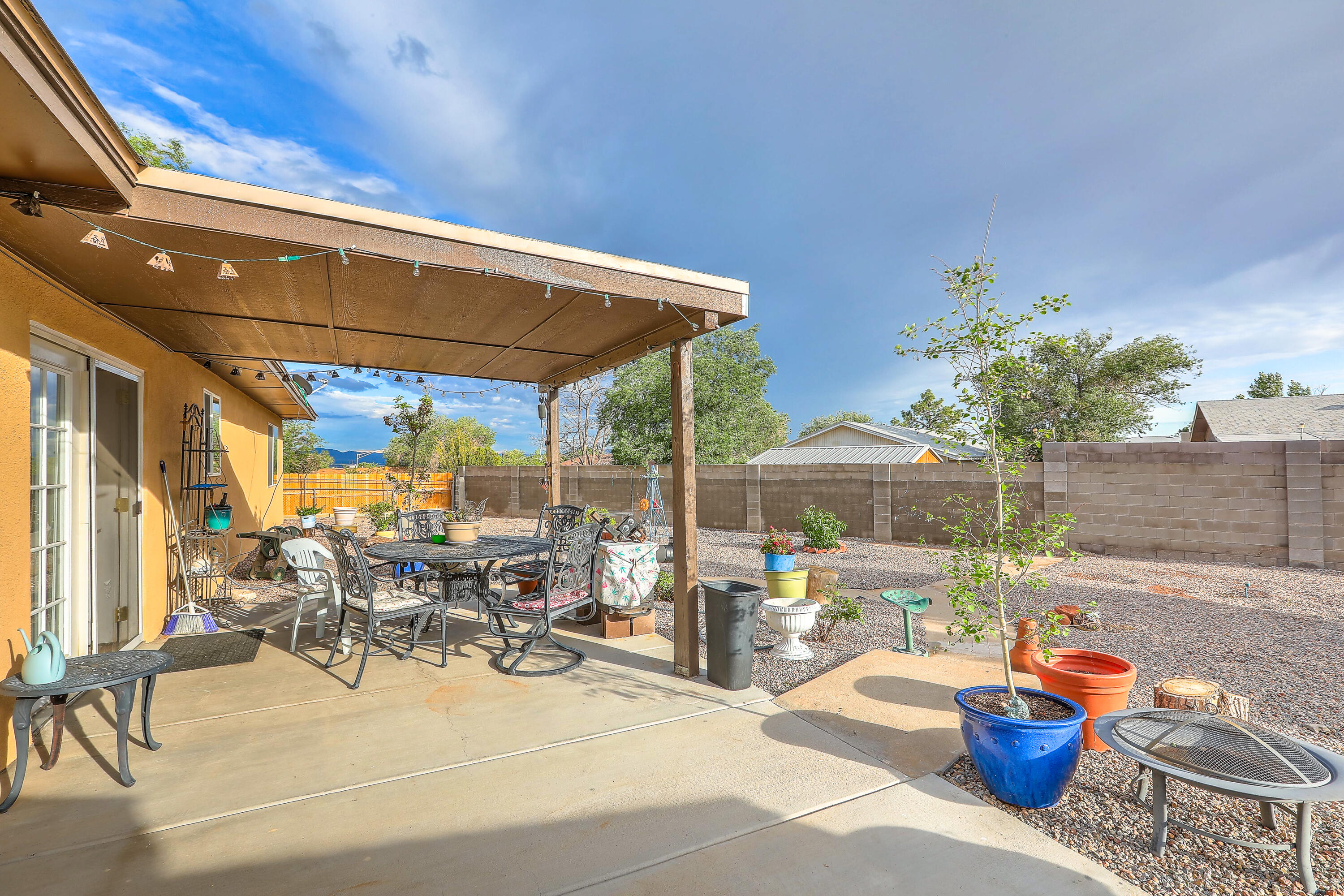 1710 GERALDINE Place SE
