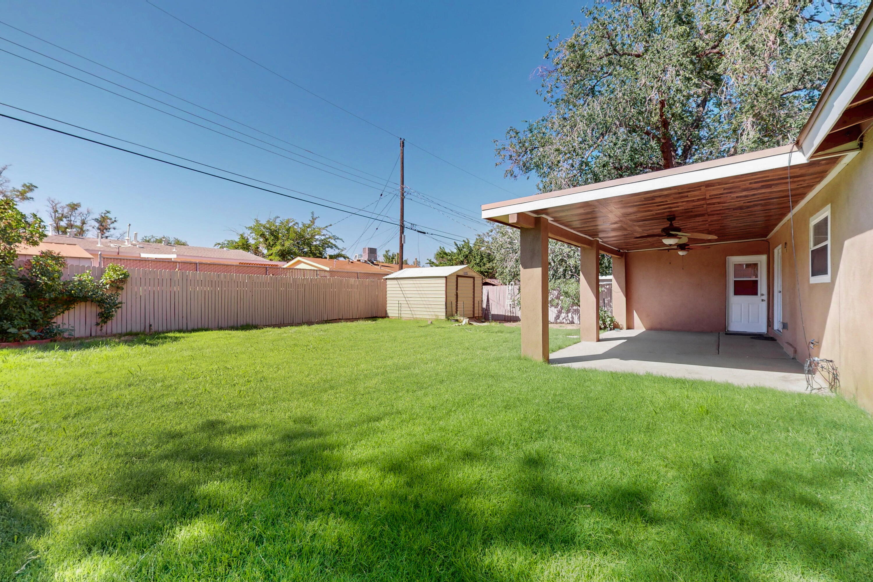 11208 Haines Avenue NE