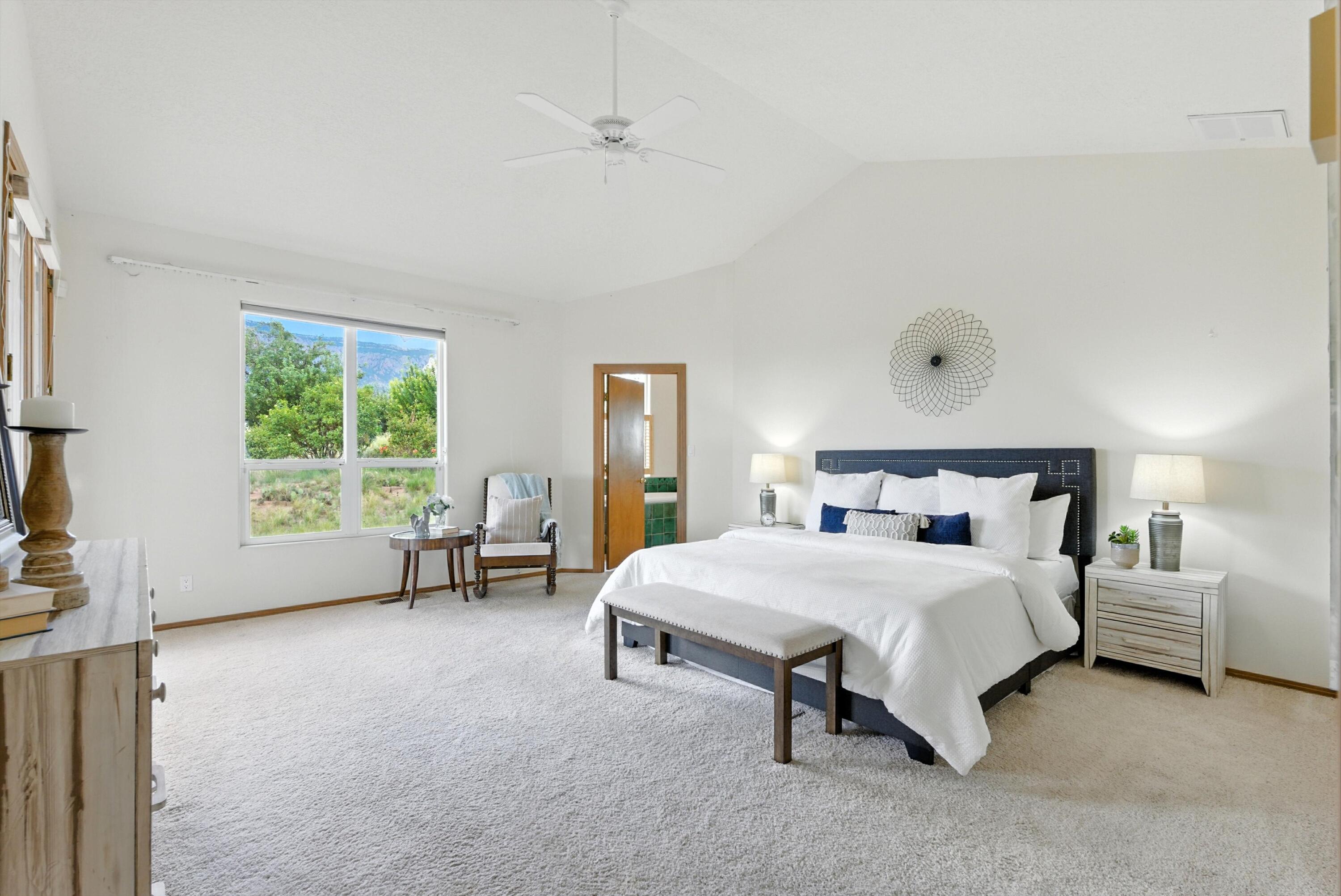 11411 SANTA MONICA Avenue NE