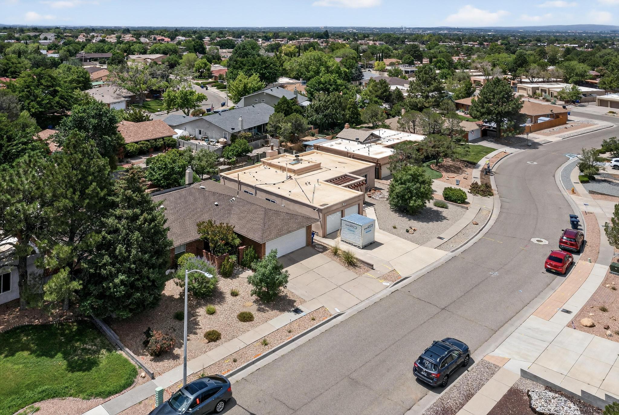 9412 AVENIDA DEL OSO NE