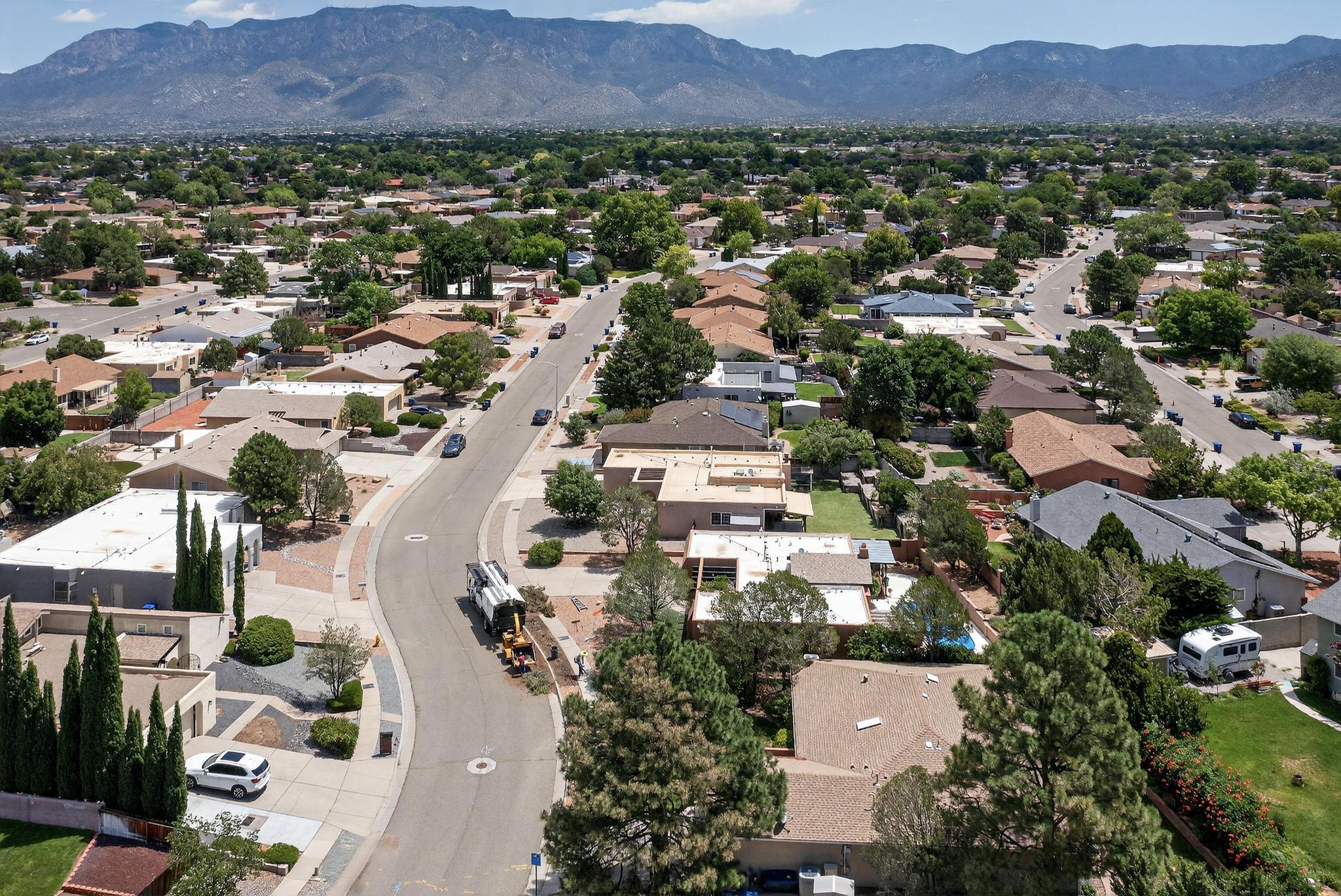 9412 AVENIDA DEL OSO NE
