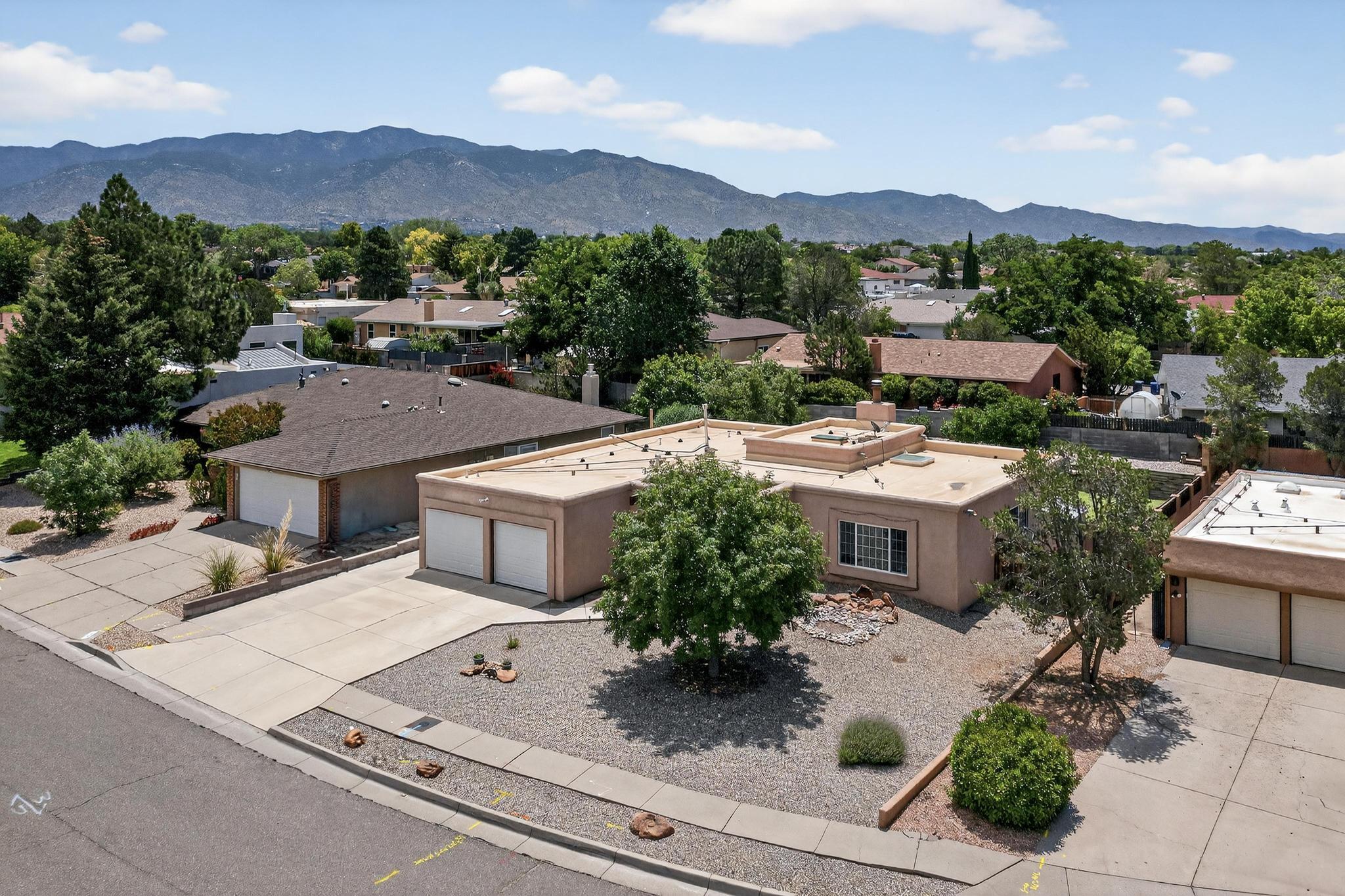 9412 AVENIDA DEL OSO NE
