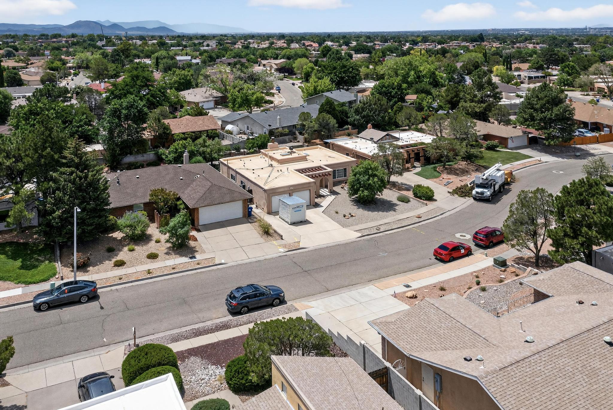 9412 AVENIDA DEL OSO NE