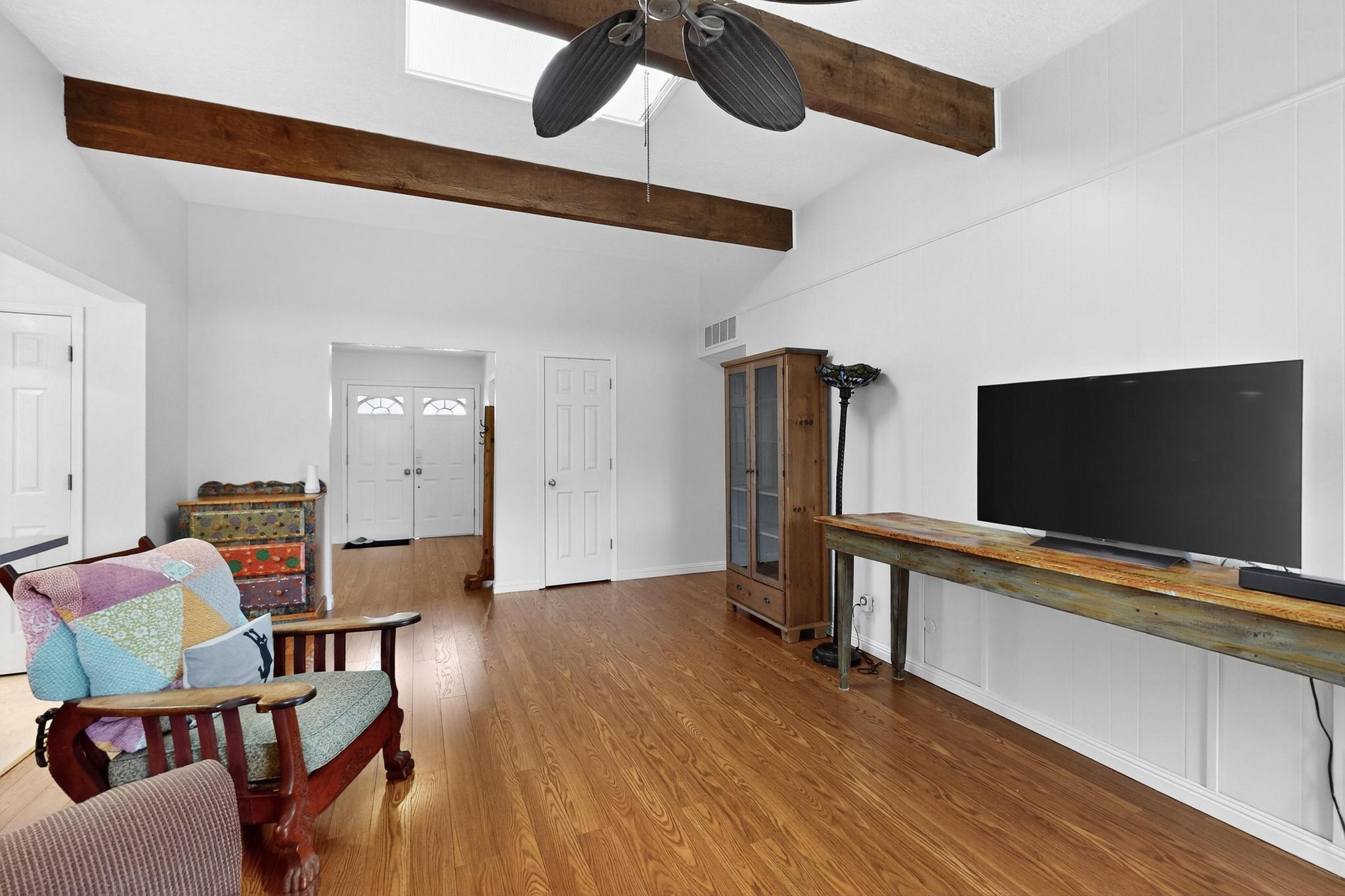 9412 AVENIDA DEL OSO NE