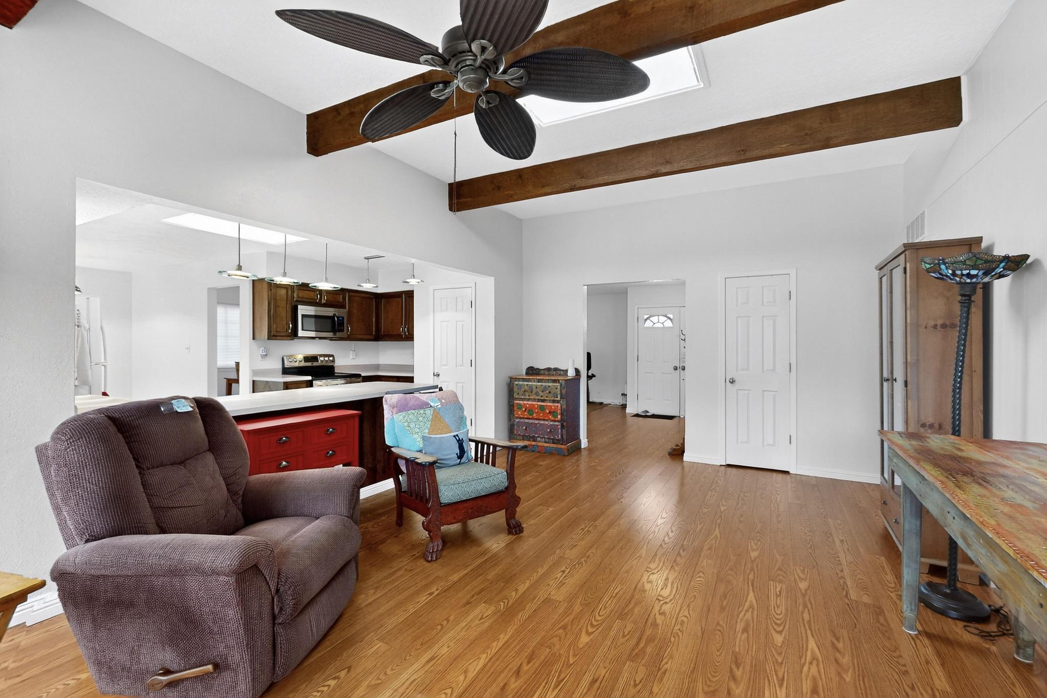 9412 AVENIDA DEL OSO NE