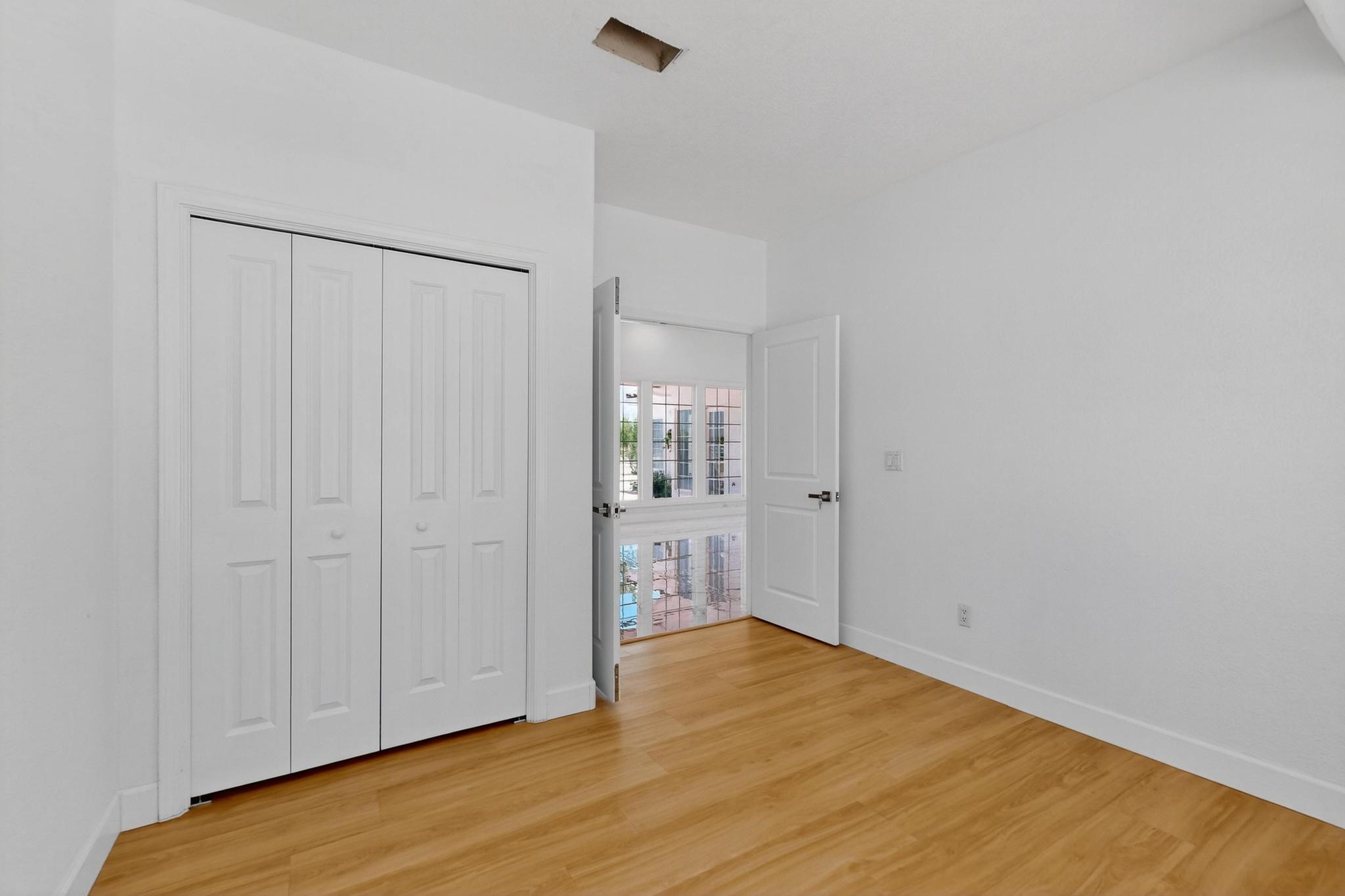 9514 KANDACE Drive NW