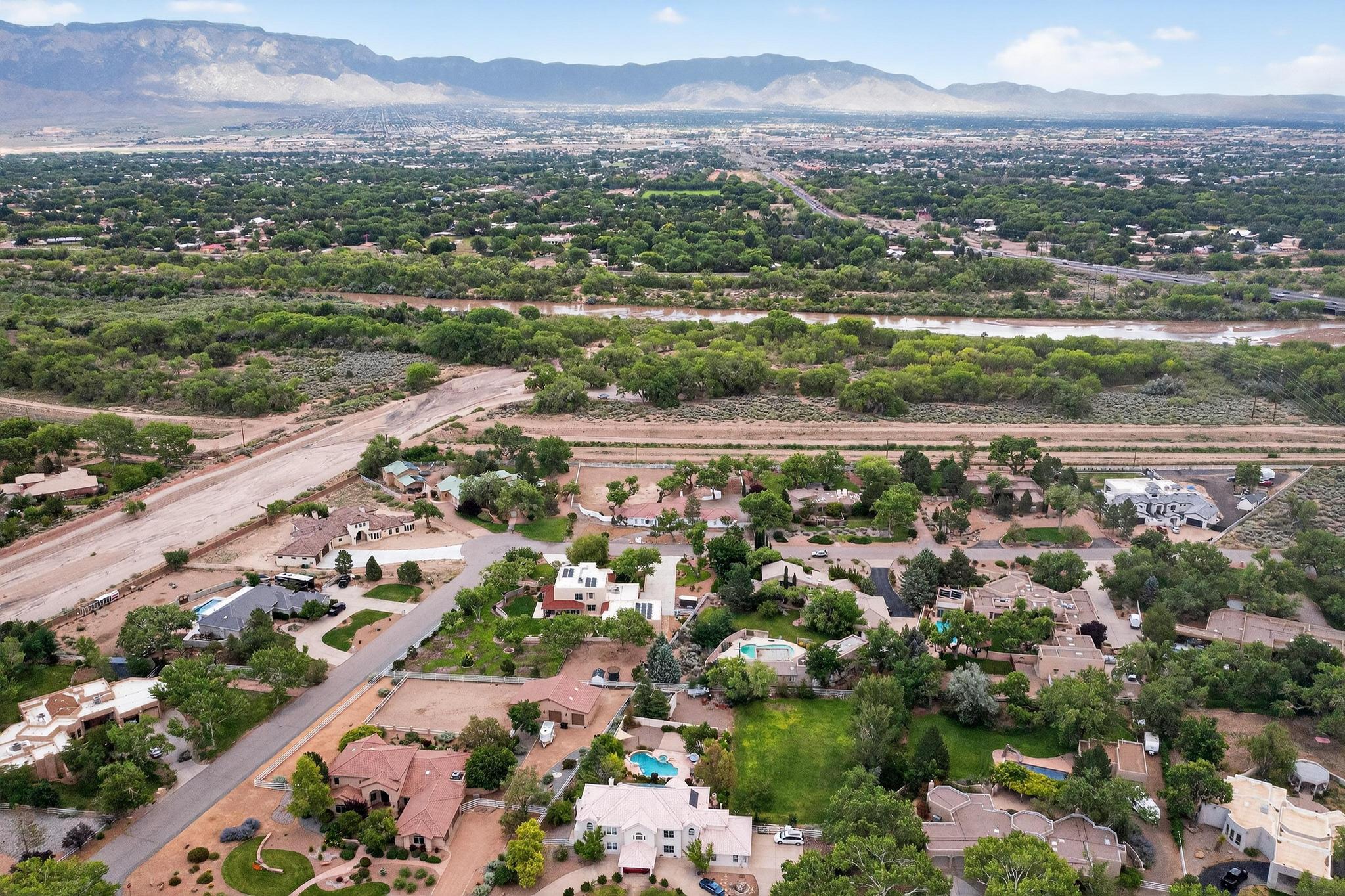 9514 KANDACE Drive NW