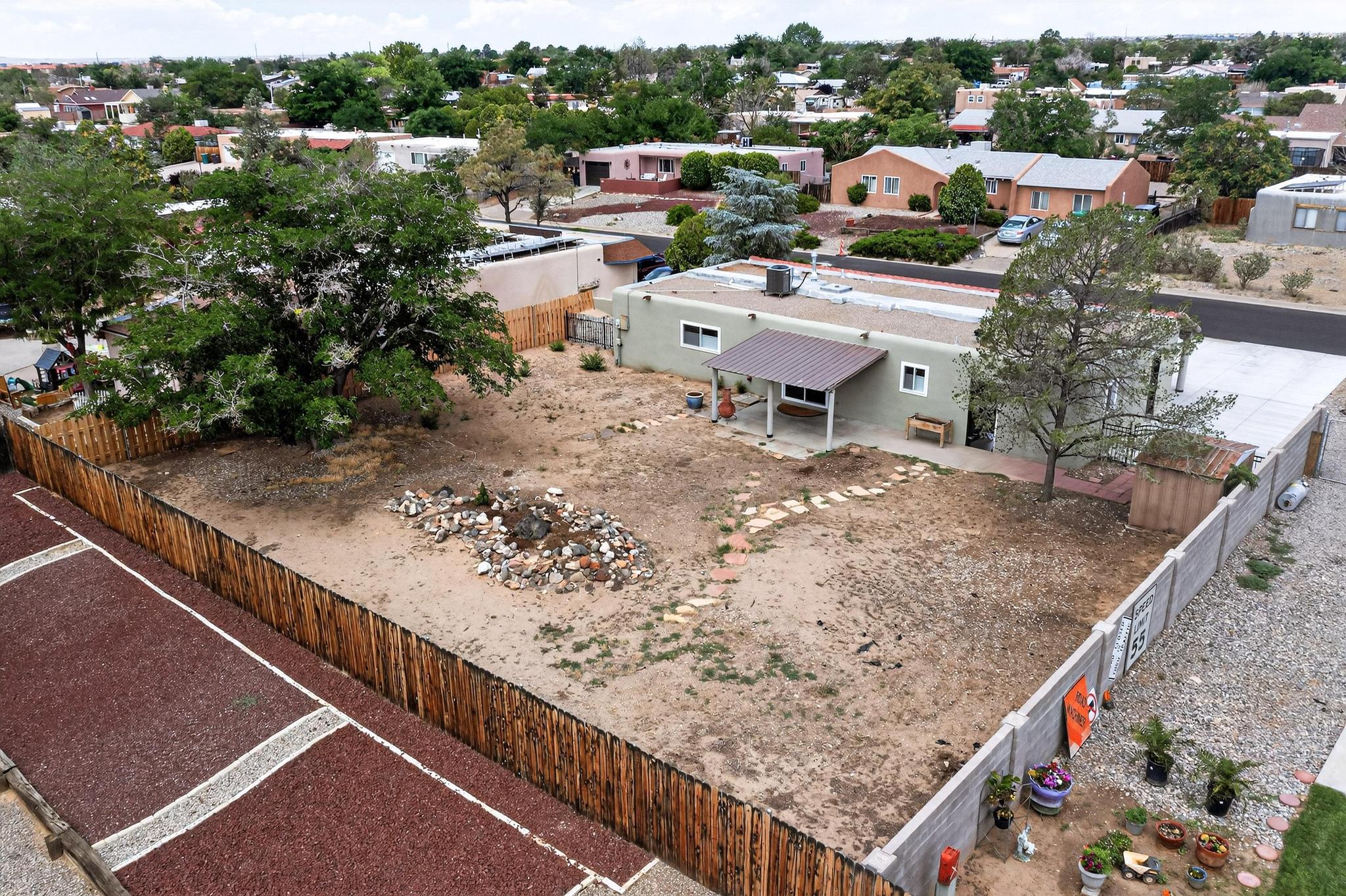 804 LA CASA DE PRASA Drive SE