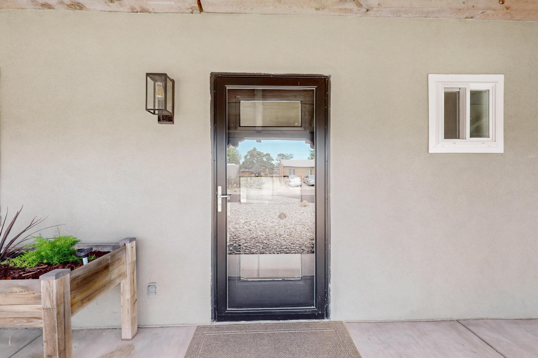 804 LA CASA DE PRASA Drive SE