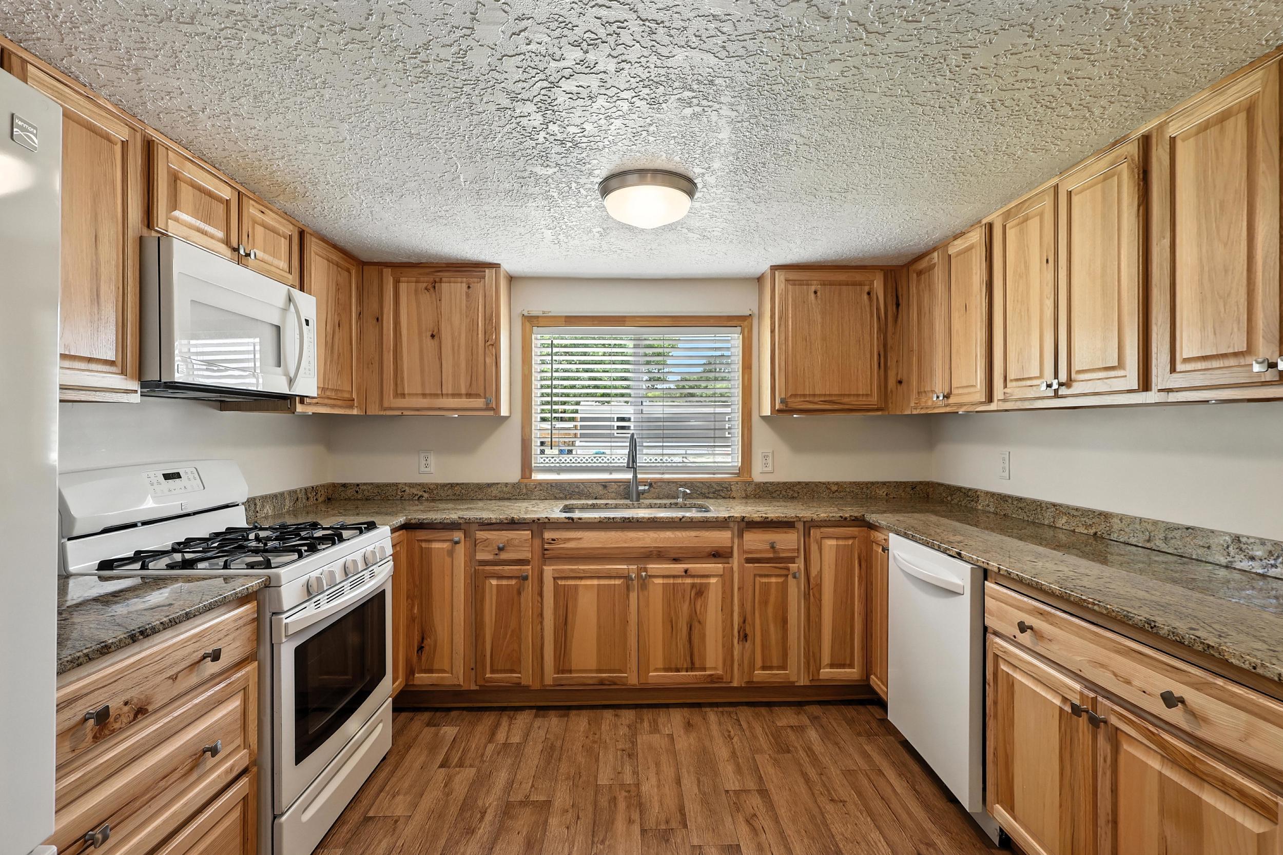 16 YERBA Road