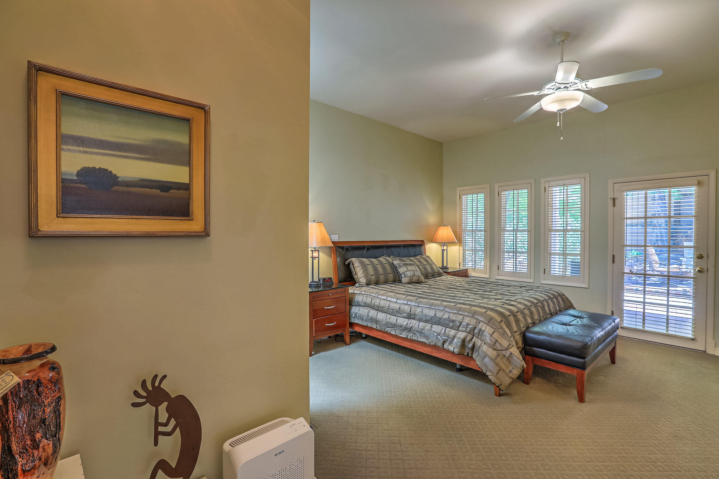 1724 AVENIDA ALTURAS NE