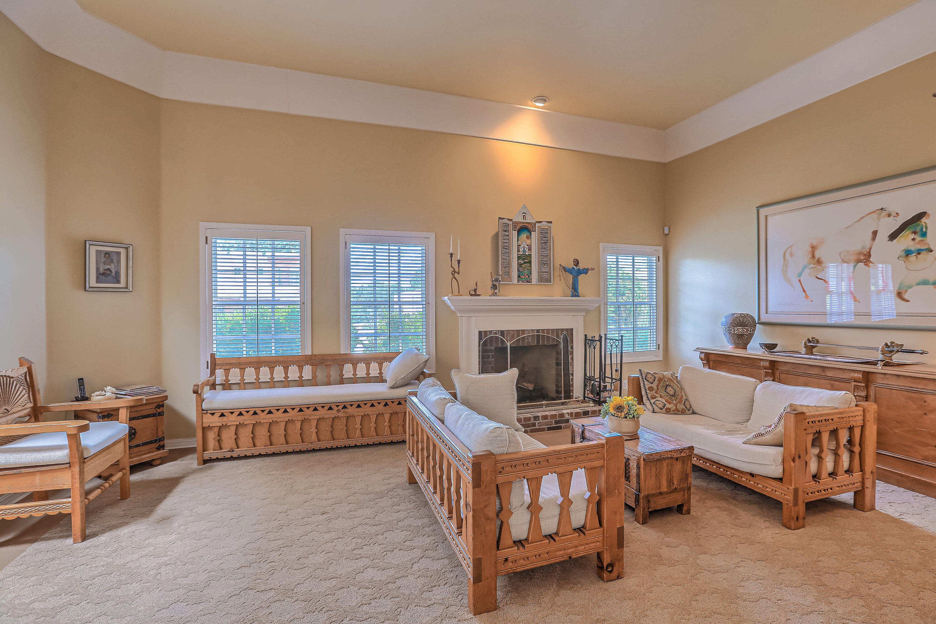 1724 AVENIDA ALTURAS NE