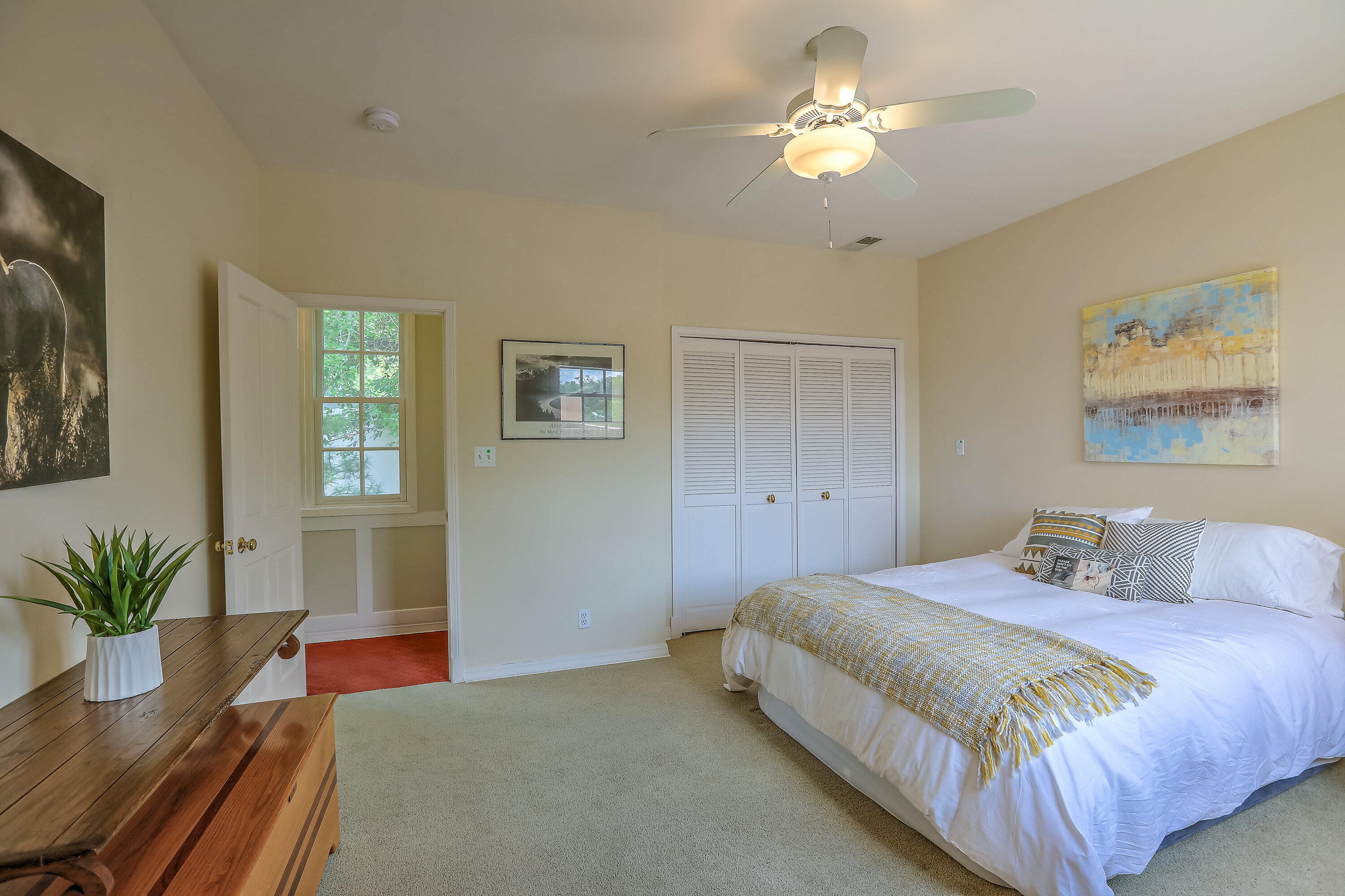 1724 AVENIDA ALTURAS NE