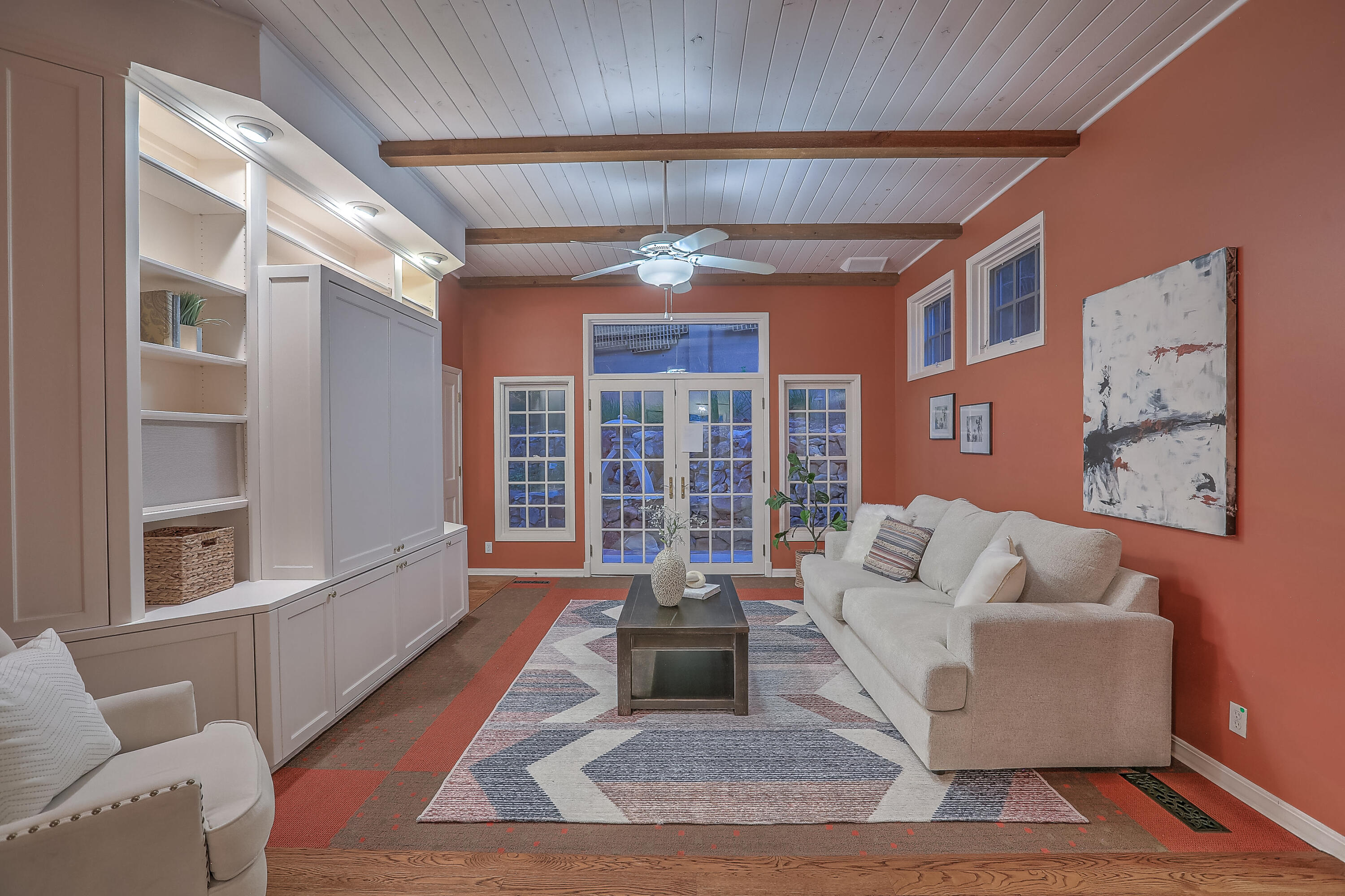 1724 AVENIDA ALTURAS NE