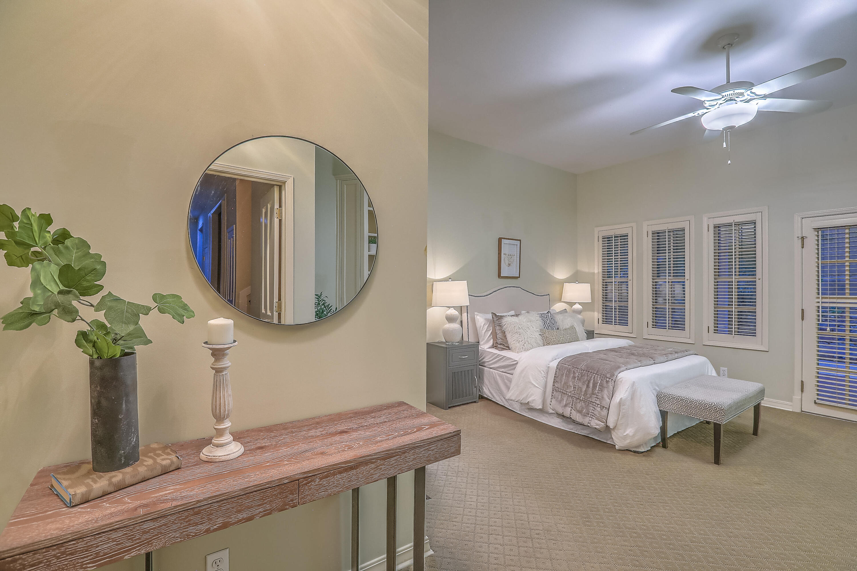 1724 AVENIDA ALTURAS NE