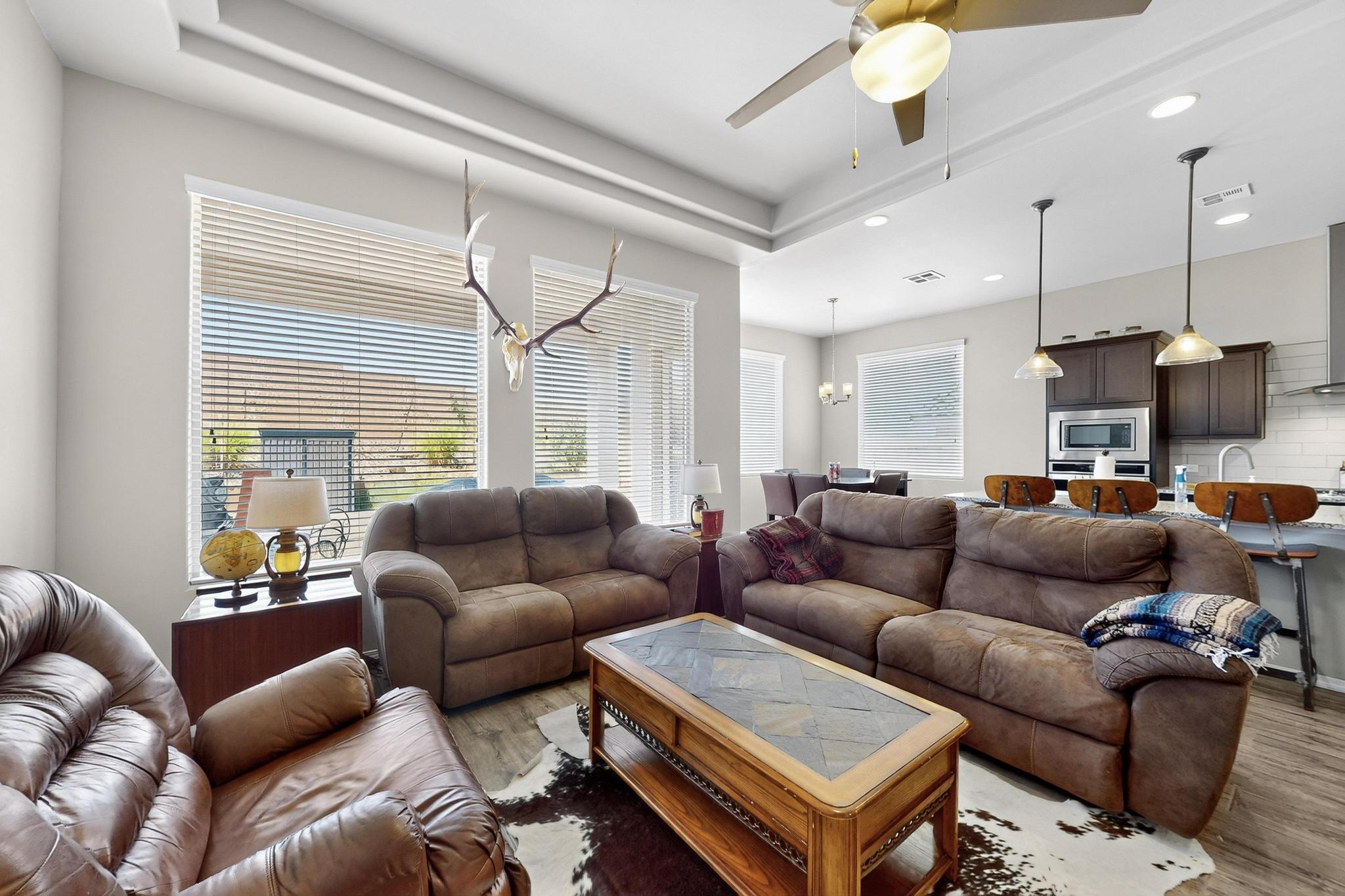 6925 CLEARY Loop NE
