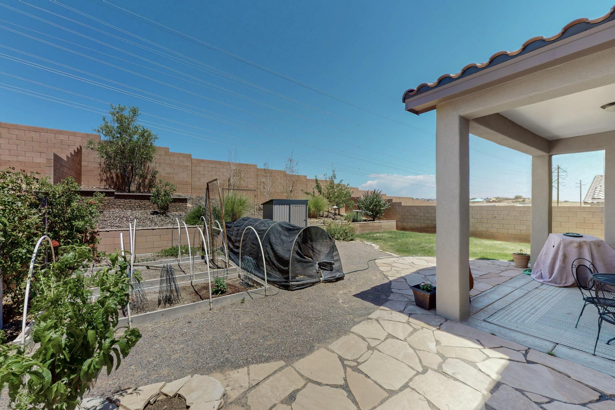 6925 CLEARY Loop NE
