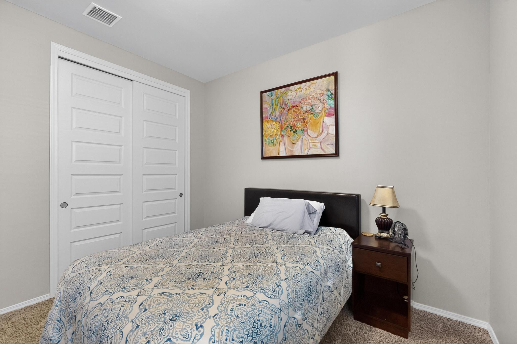 6925 CLEARY Loop NE