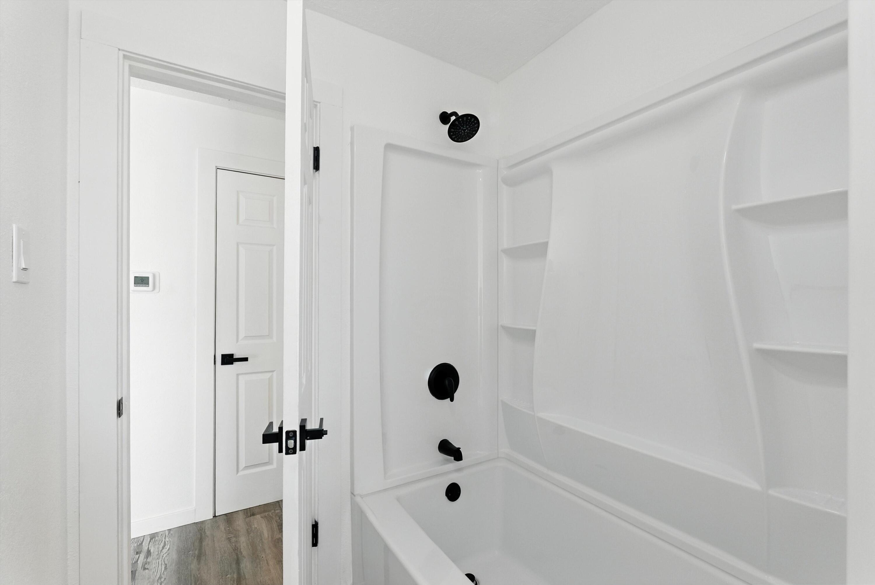 9638 MORROW Avenue NE