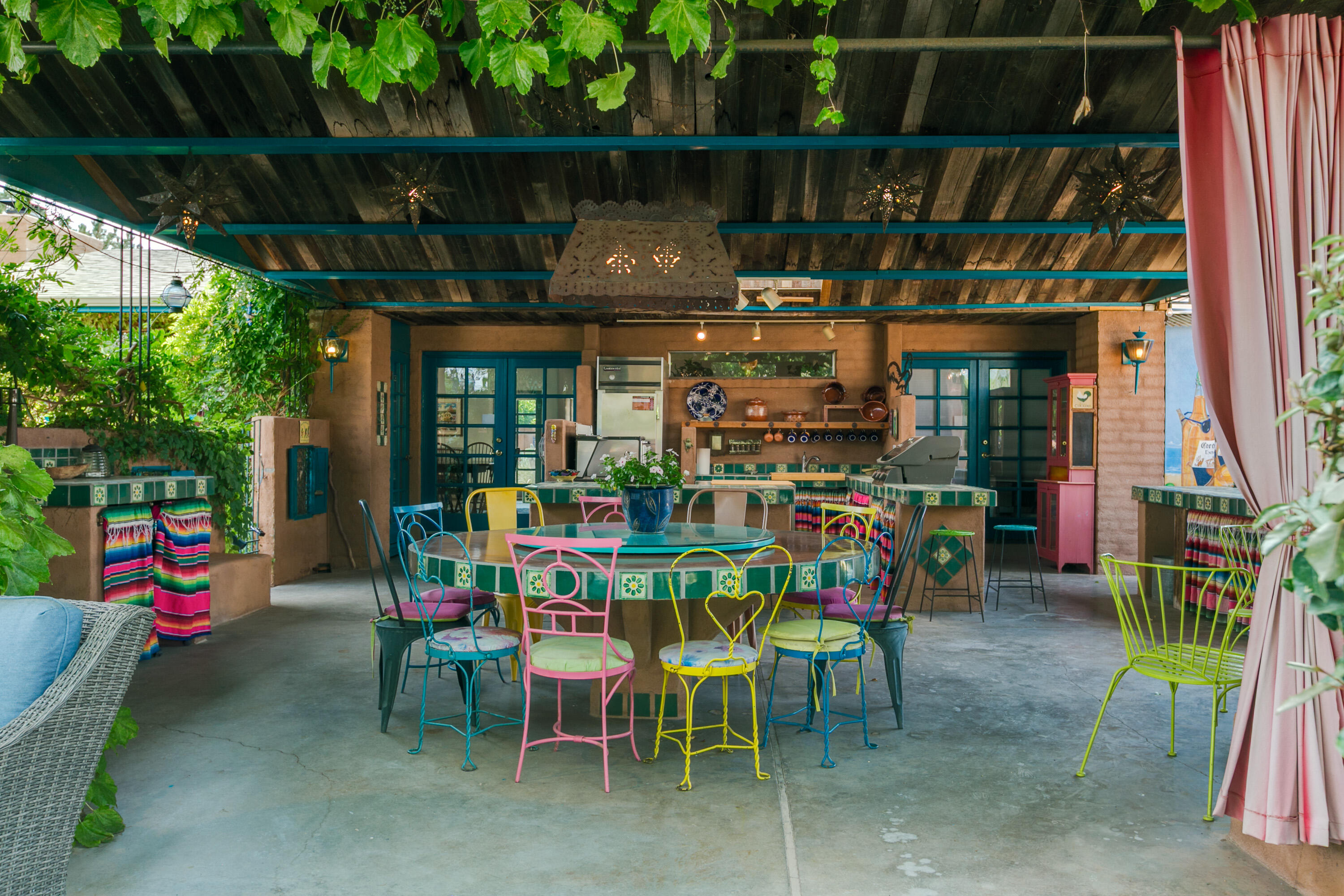 2700 RIO GRANDE Boulevard NW