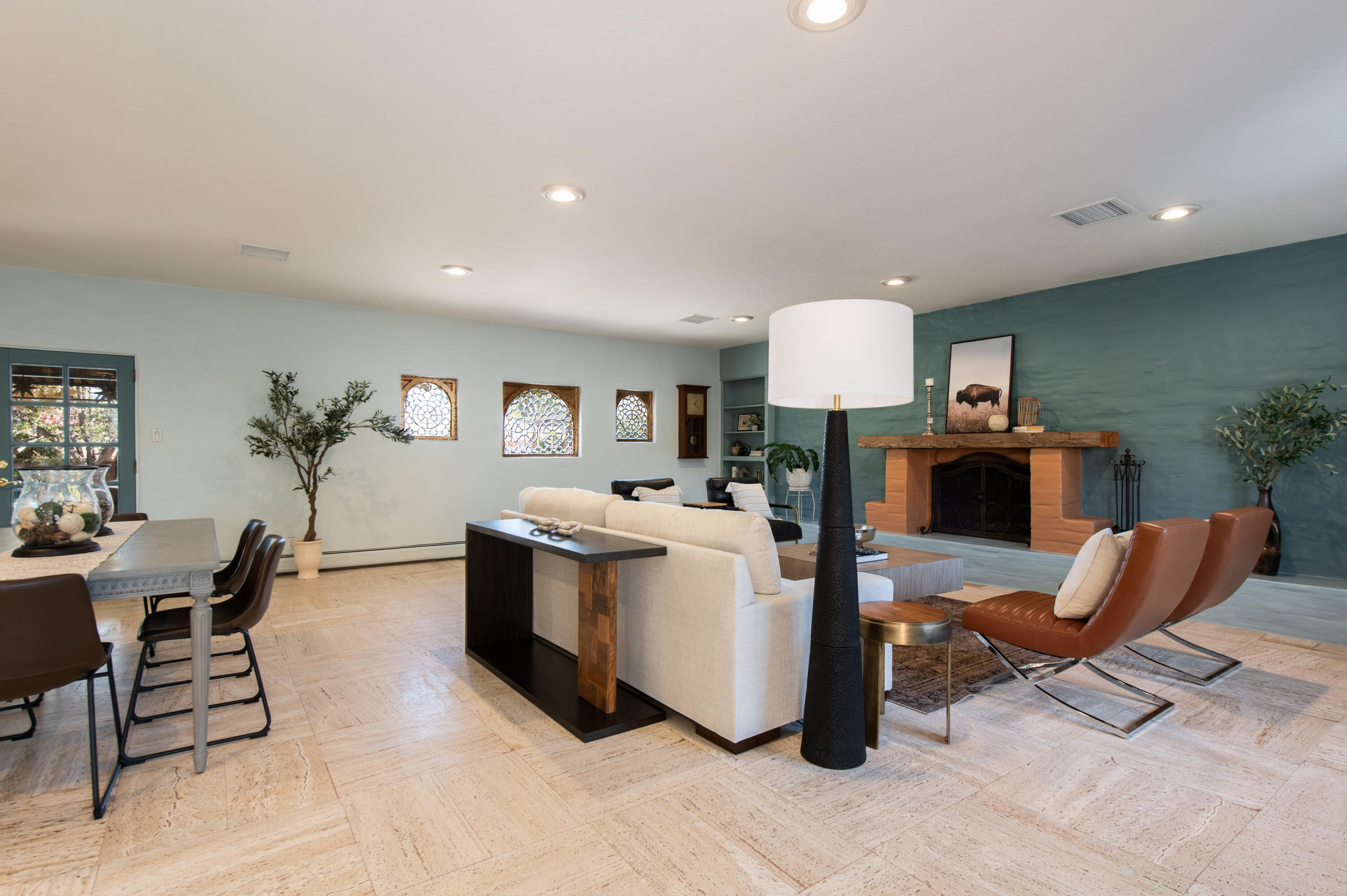 2700 RIO GRANDE Boulevard NW